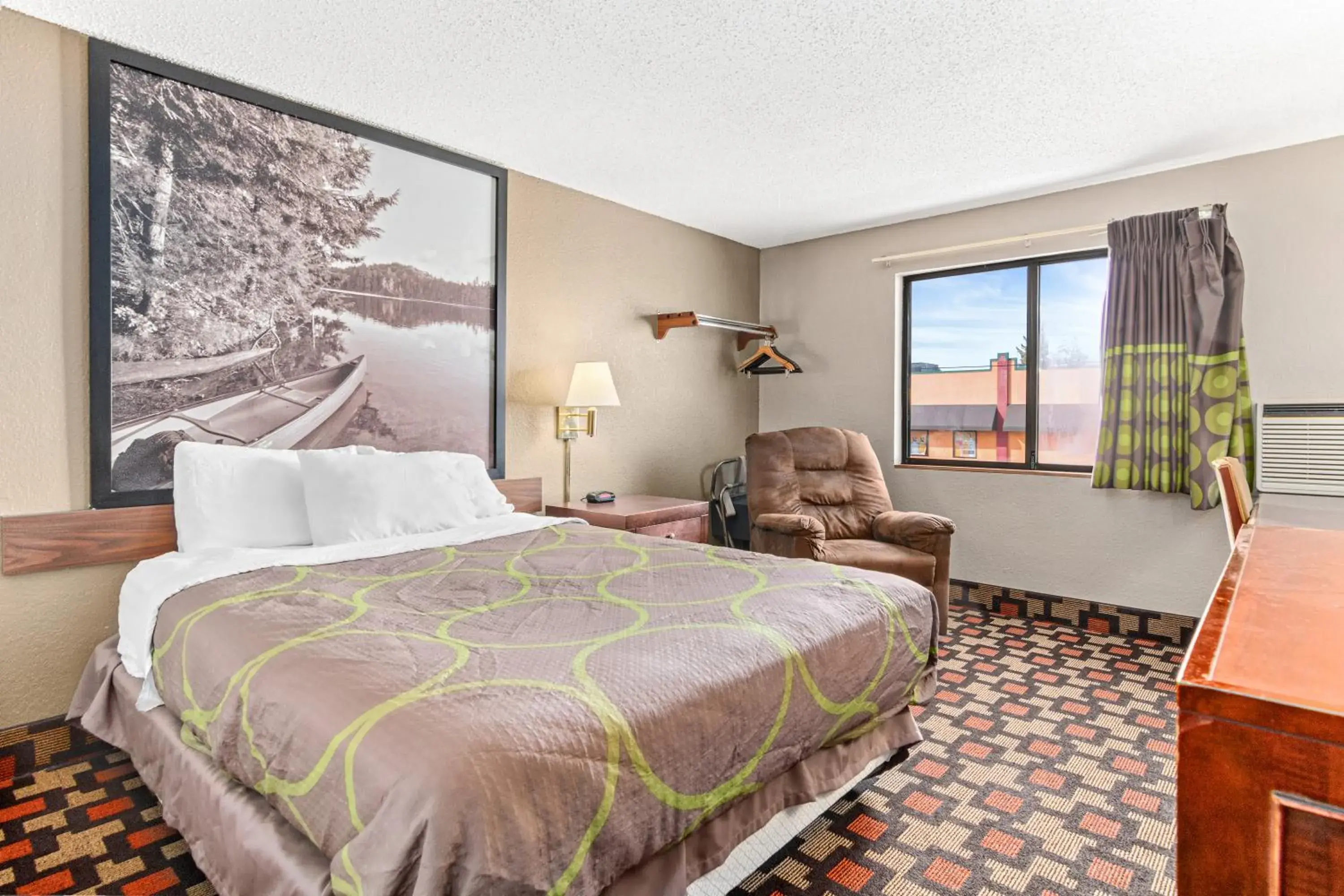 Single Room in StayInn Little Falls Single Room in StayInn Little Falls