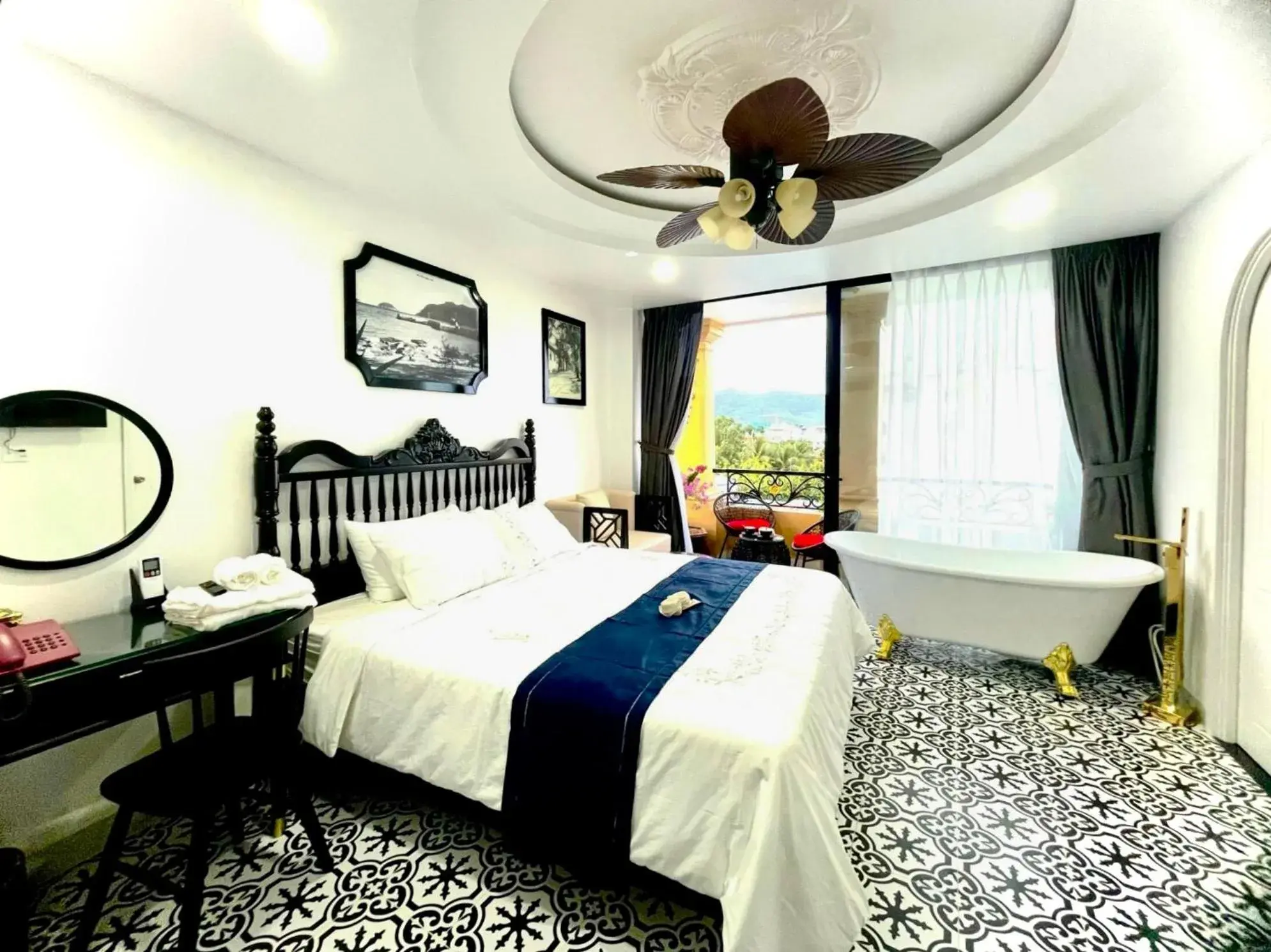 Photo of the whole room, Bed in Nereus Hotel Photo of the whole room, Bed in Nereus Hotel