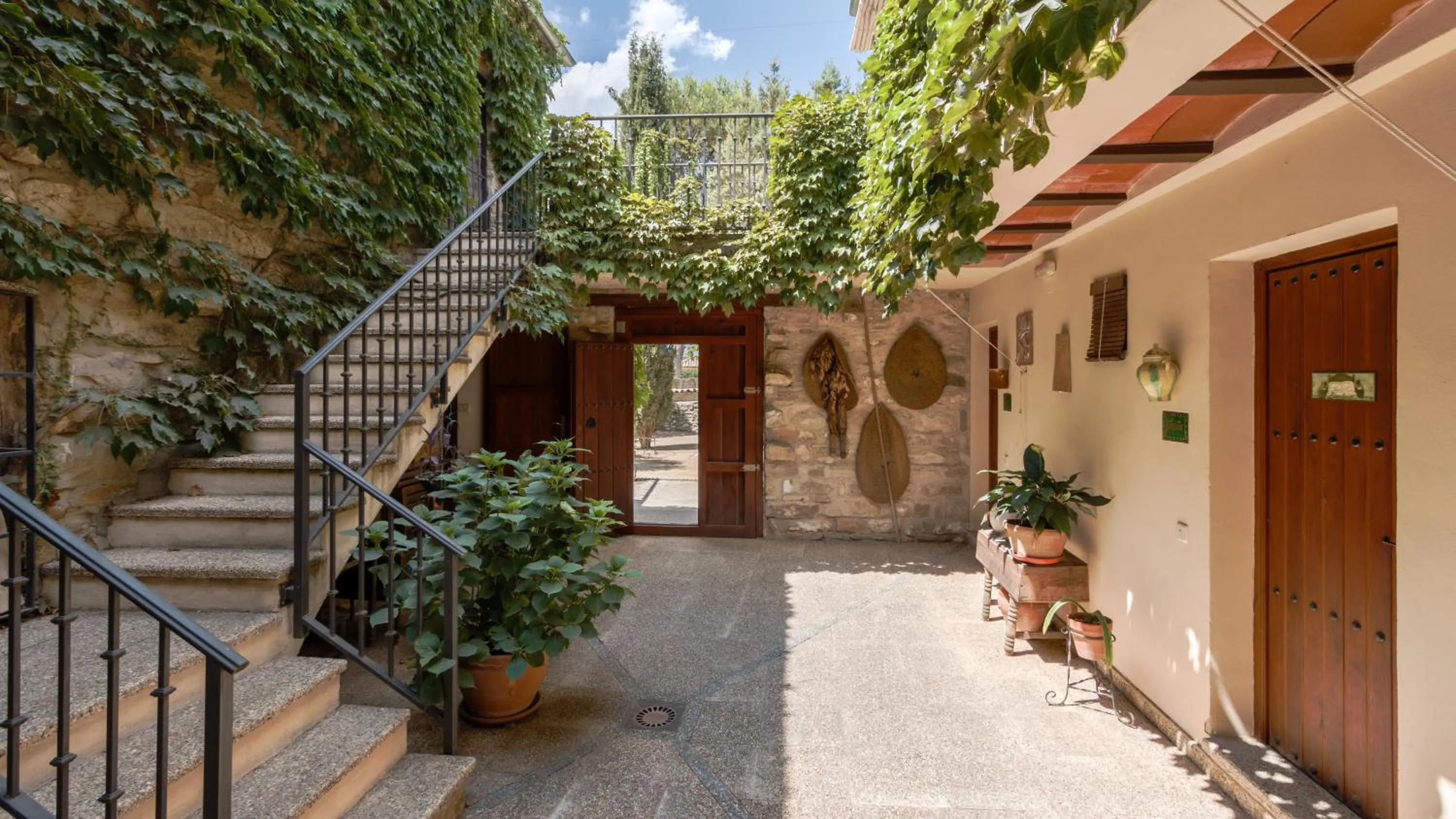 Patio in La Caseria de Tito