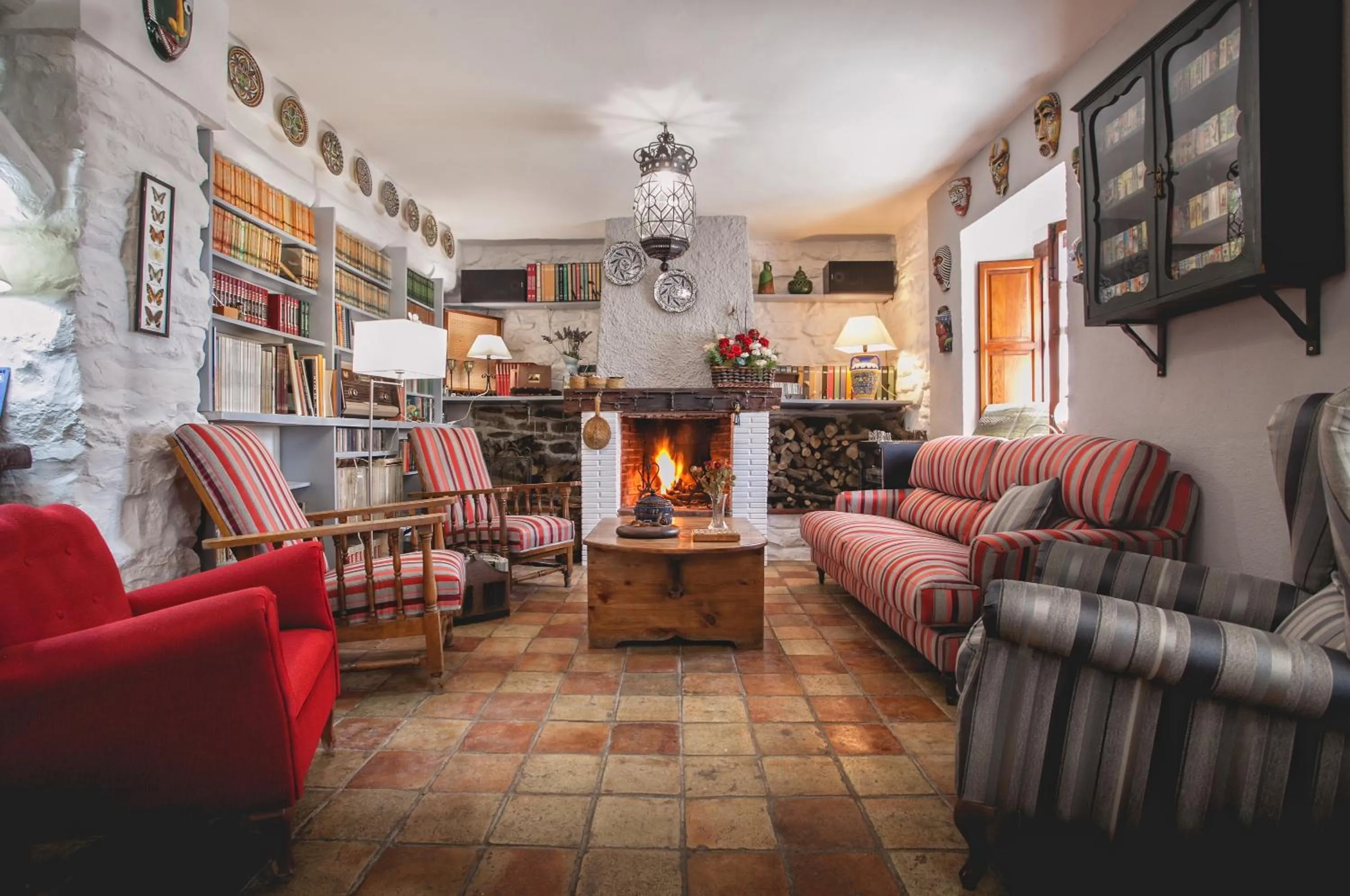 Lounge or bar in La Caseria de Tito