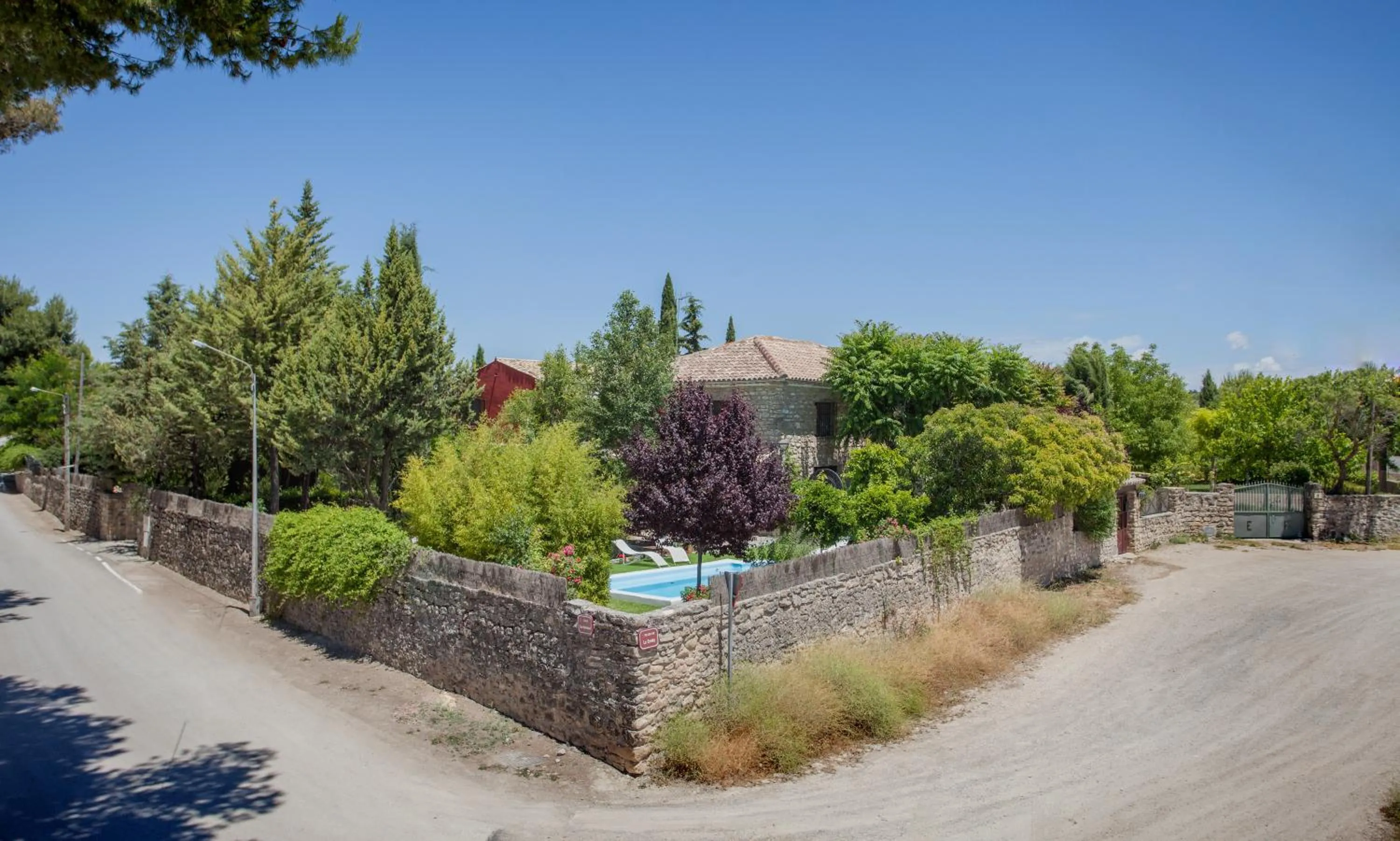 Off site in La Caseria de Tito