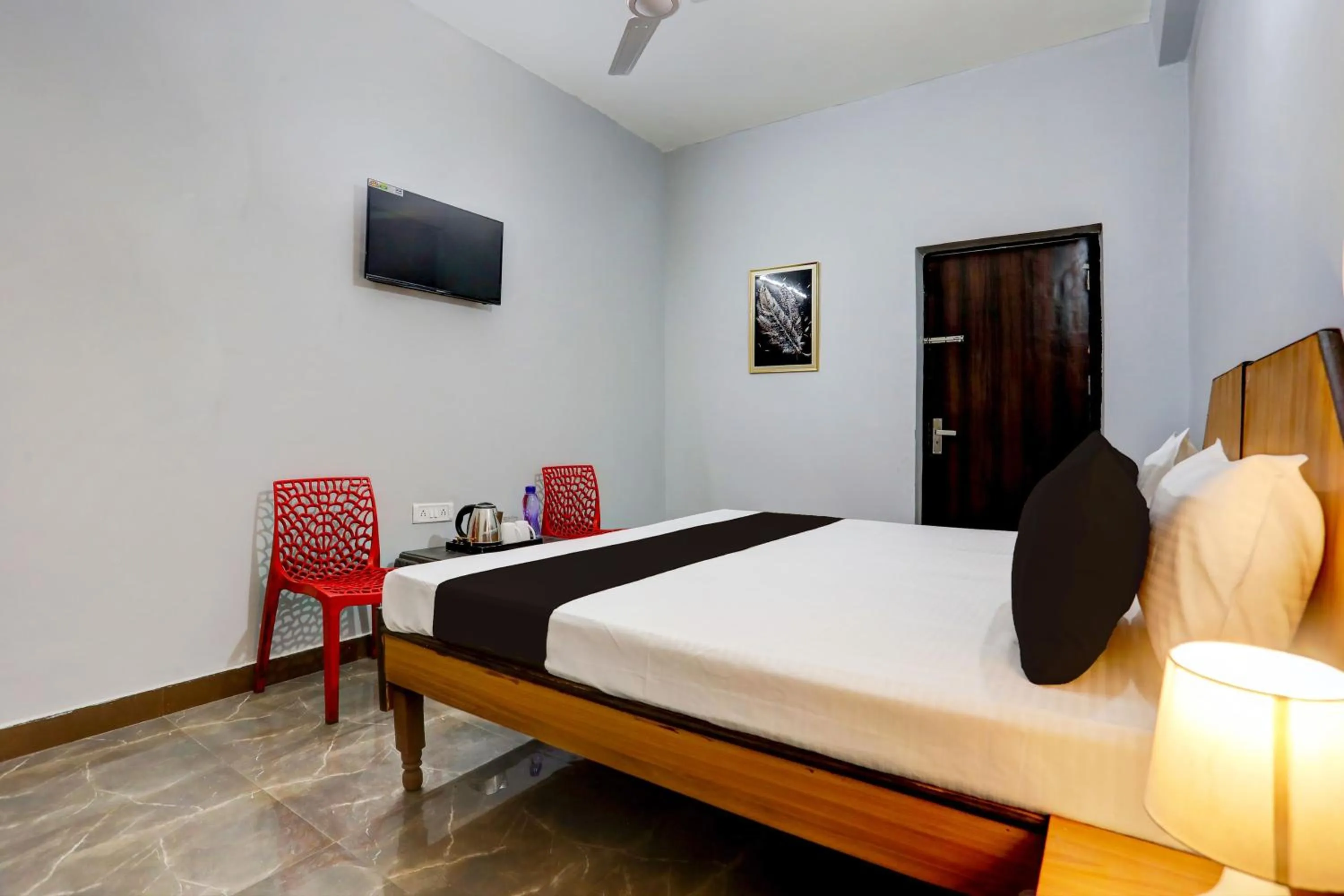 Bedroom in Hotel Live View