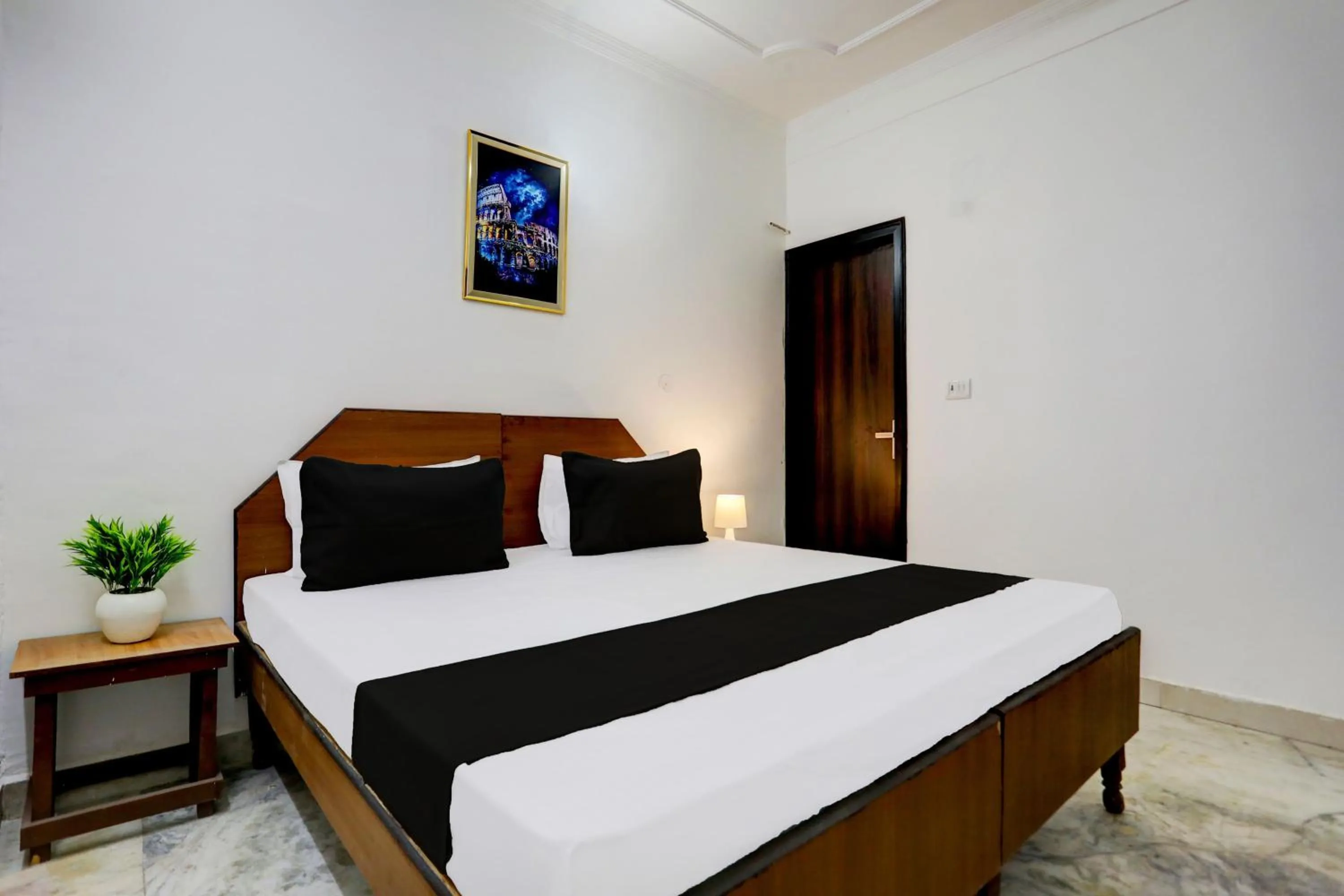 Bedroom in Hotel O 4 Square Residency