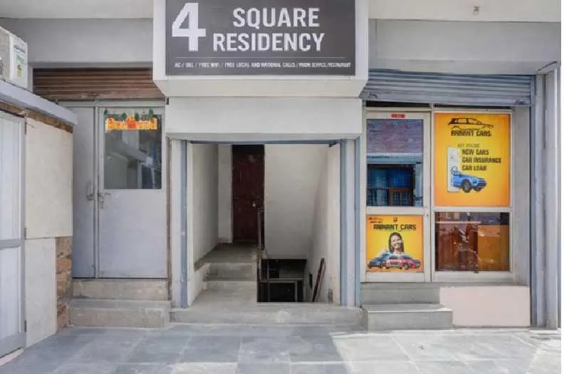 Facade/entrance in Hotel O 4 Square Residency