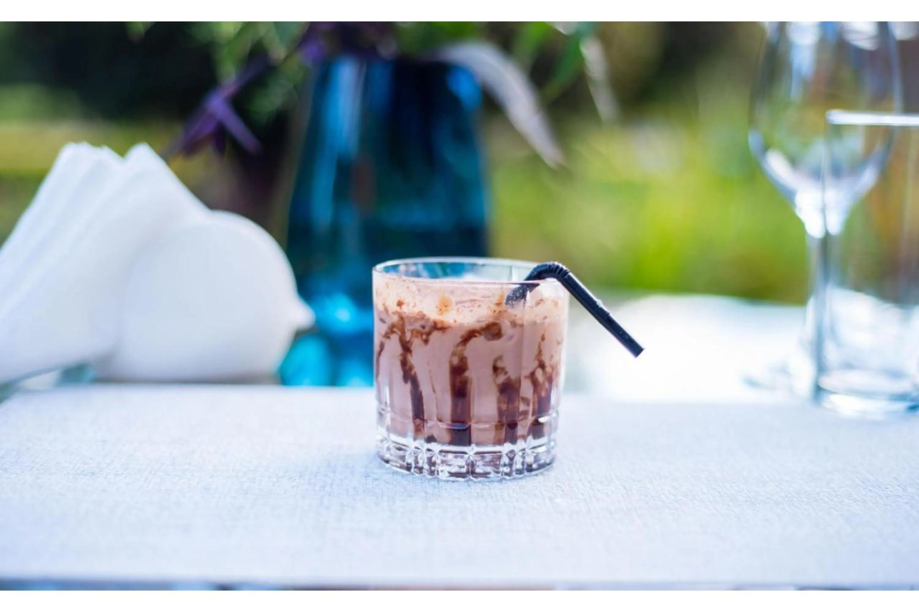 Drinks in Kongoni House