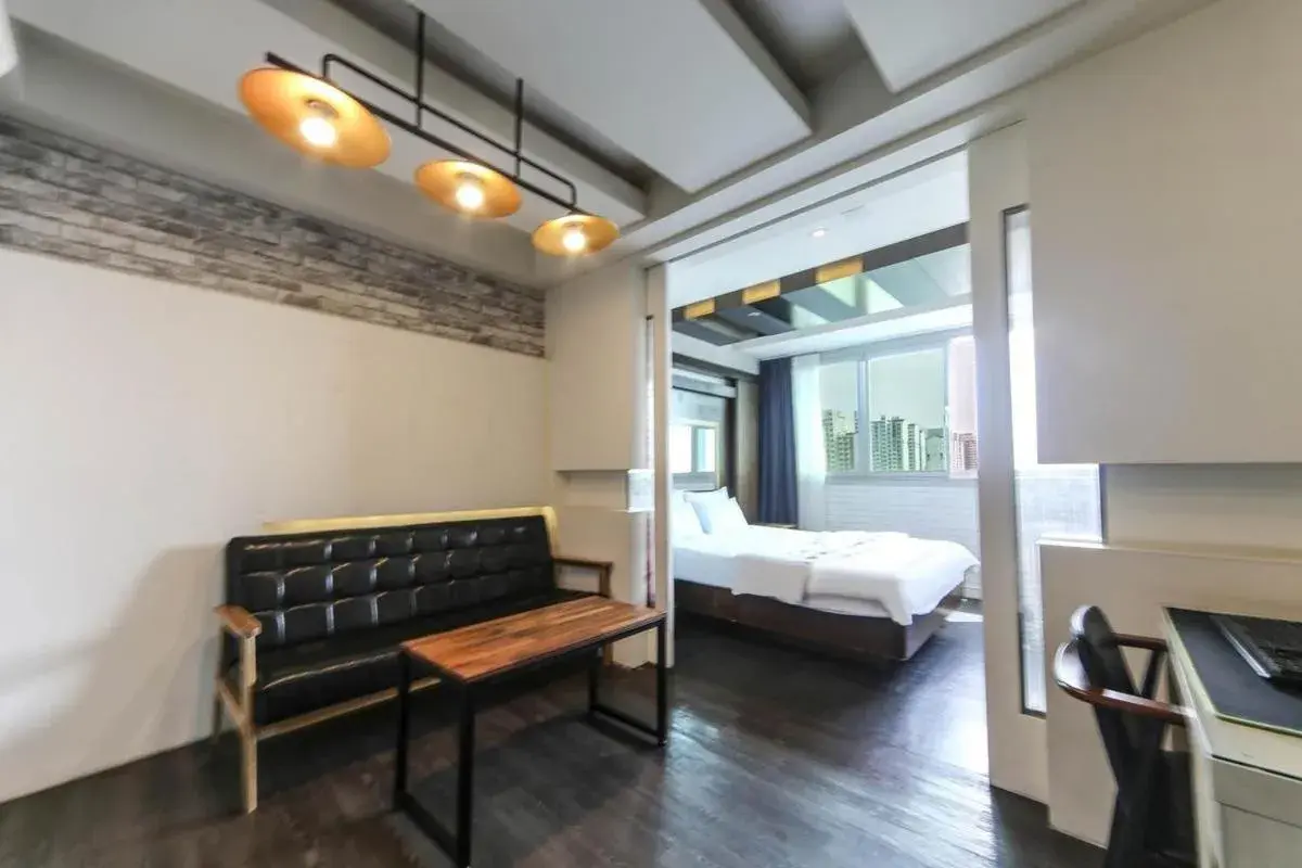 Photo of the whole room, Bed in Hwamyeong Sky Hotel Photo of the whole room, Bed in Hwamyeong Sky Hotel