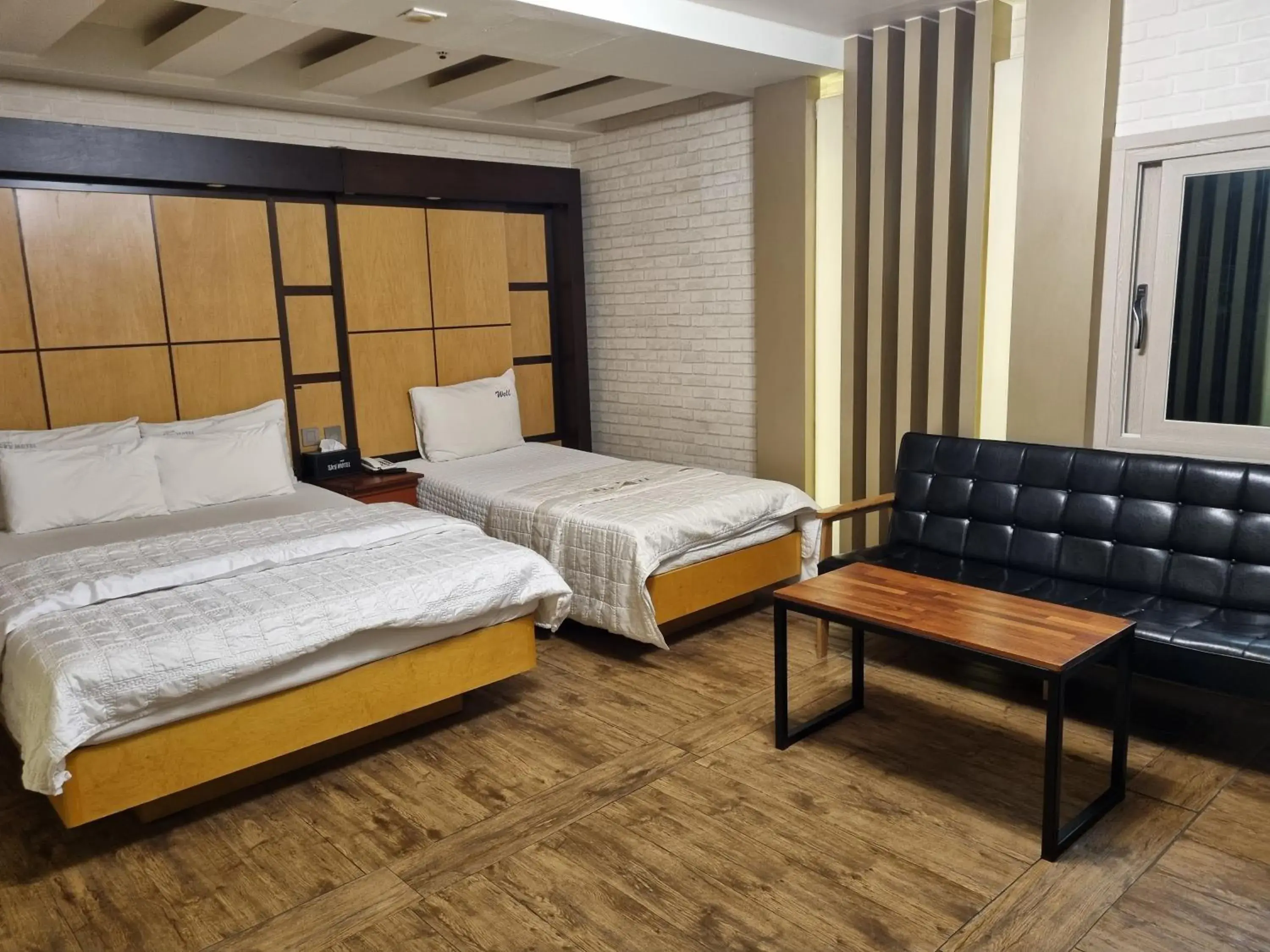 Bed in Hwamyeong Sky Hotel Bed in Hwamyeong Sky Hotel