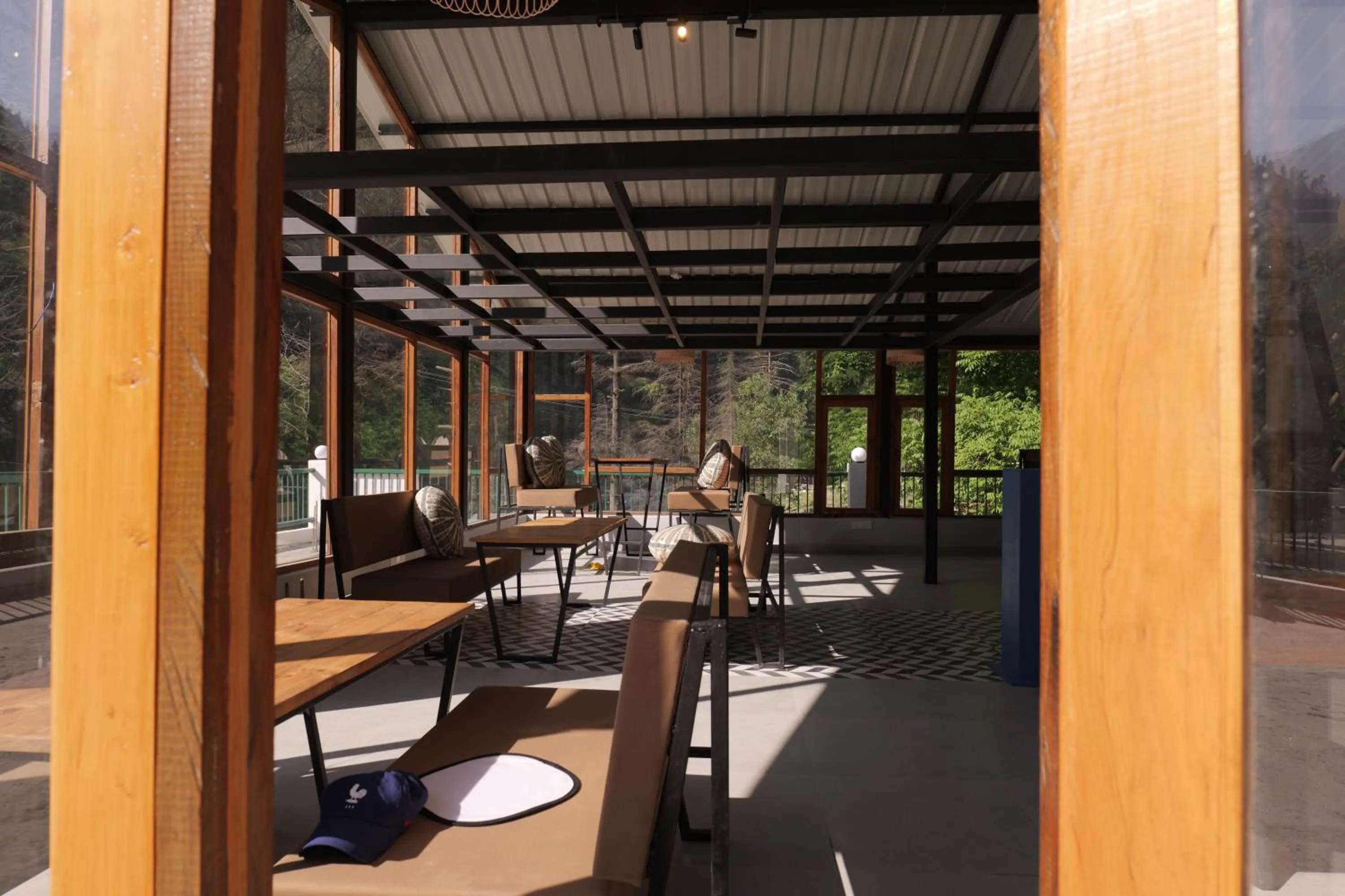 The Trippy Tribe Riverside Hostel Kasol