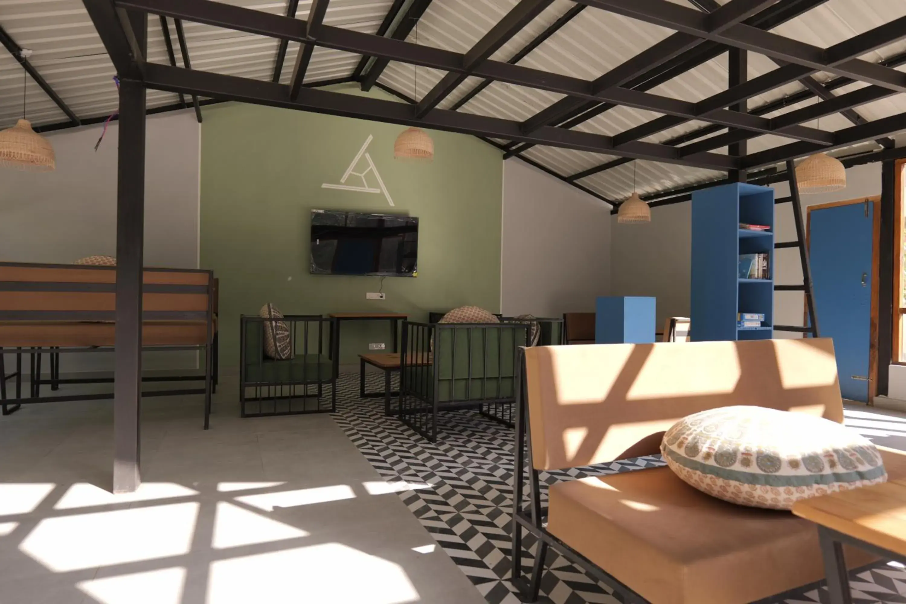 The Trippy Tribe Riverside Hostel Kasol The Trippy Tribe Riverside Hostel Kasol