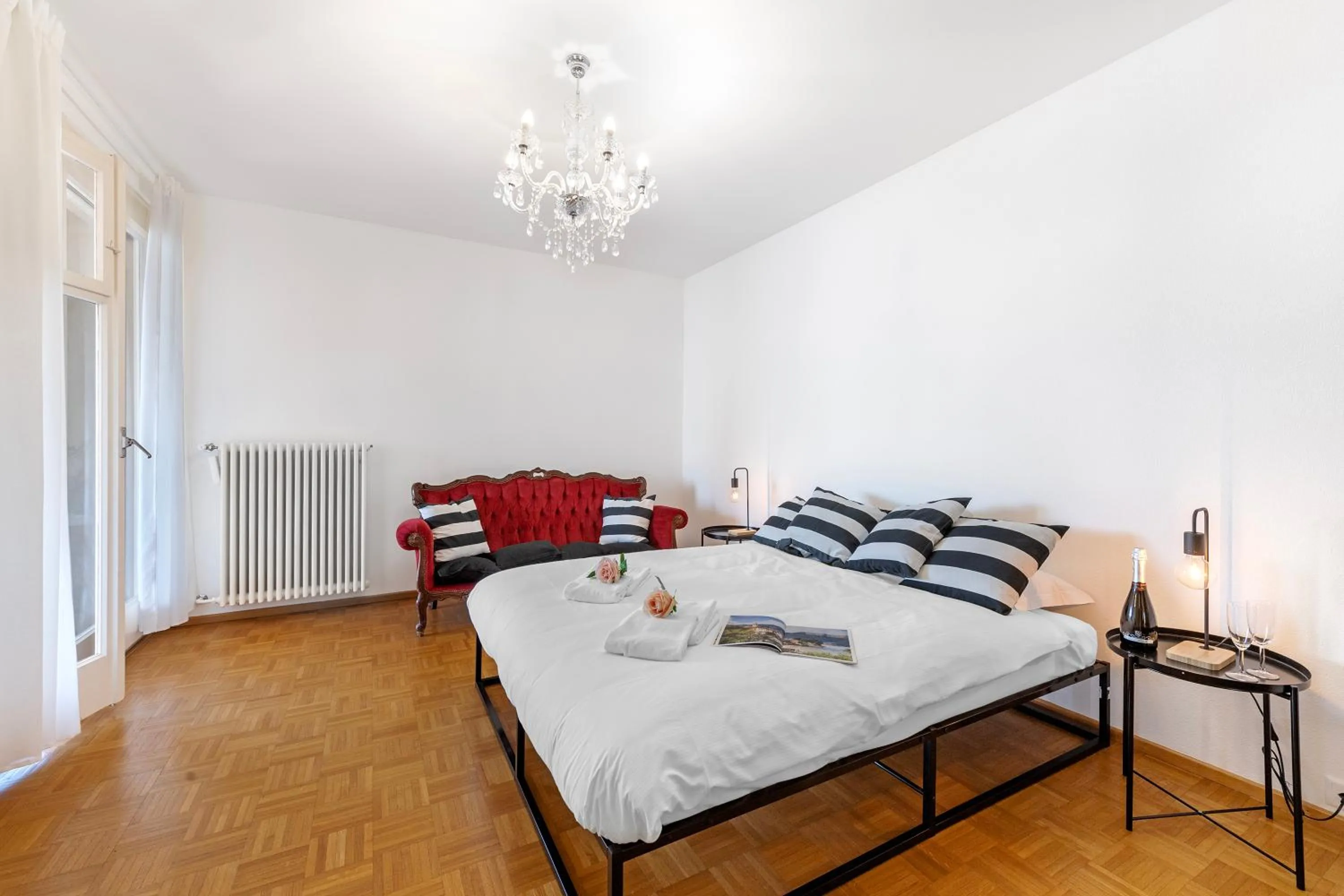 Bedroom, Bed in Casa Serenella Splendid Lake View - Happy Rentals