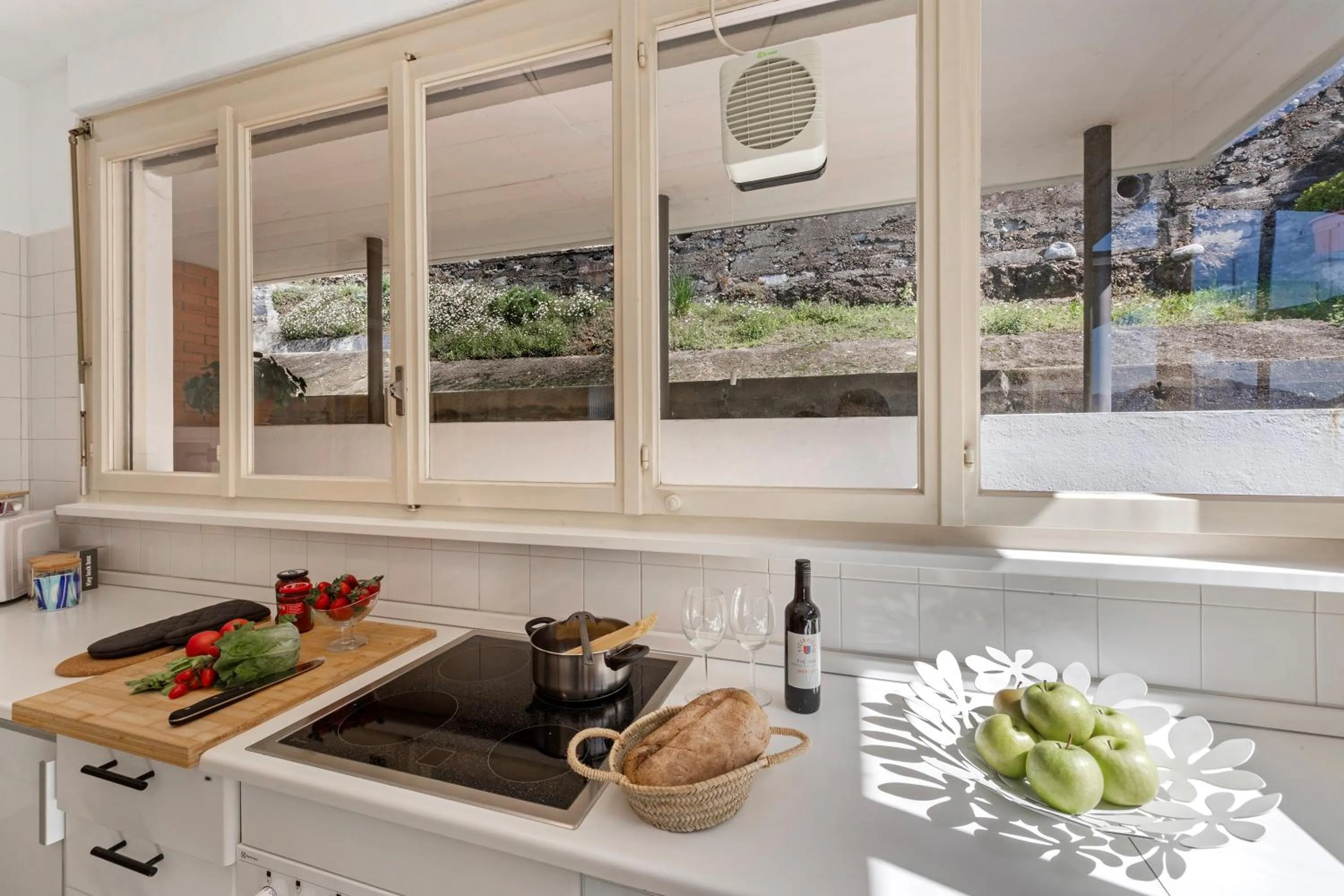 Kitchen or kitchenette in Casa Serenella Splendid Lake View - Happy Rentals