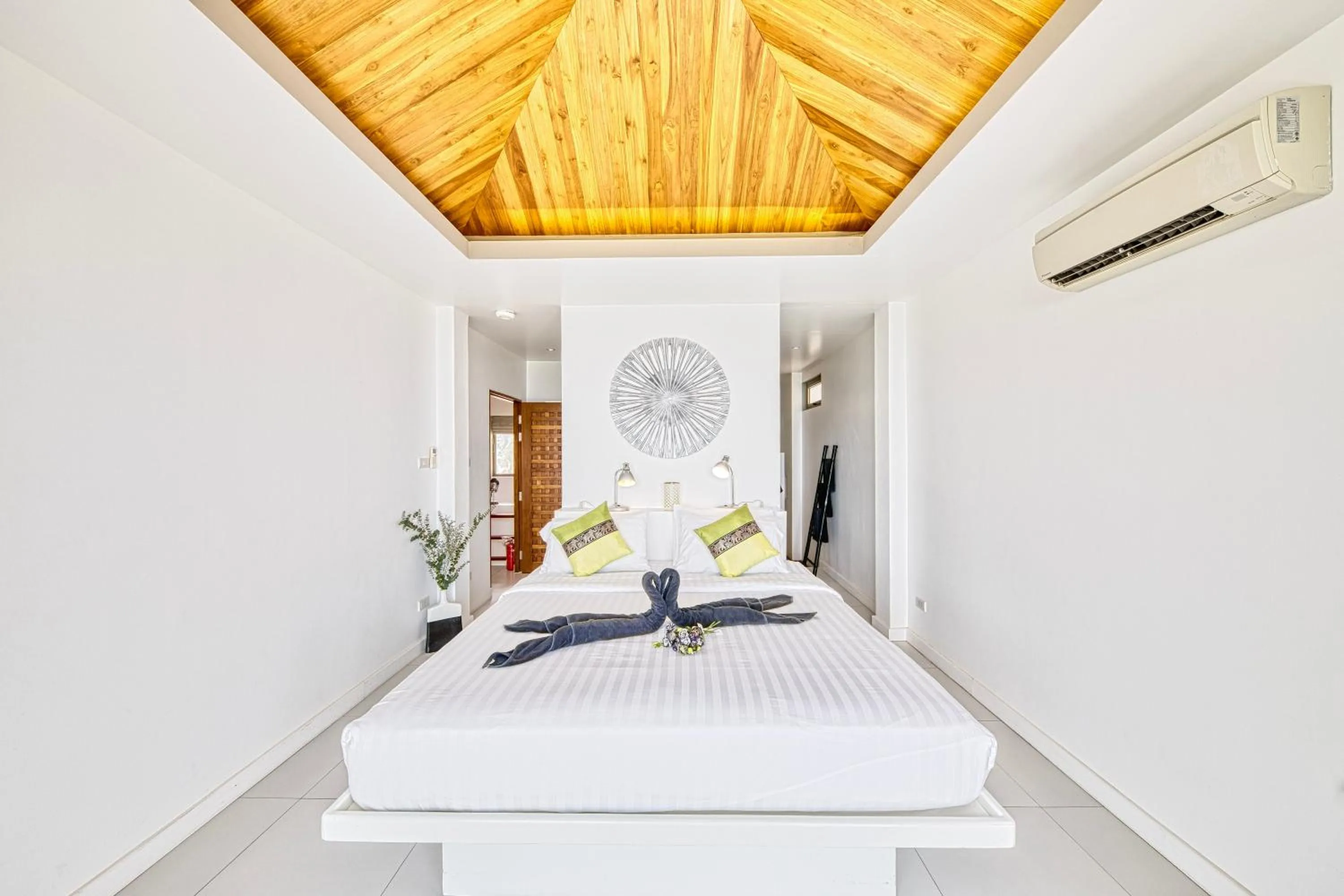 Bedroom, Bed in Villa Jaliza - Chaweng Noi