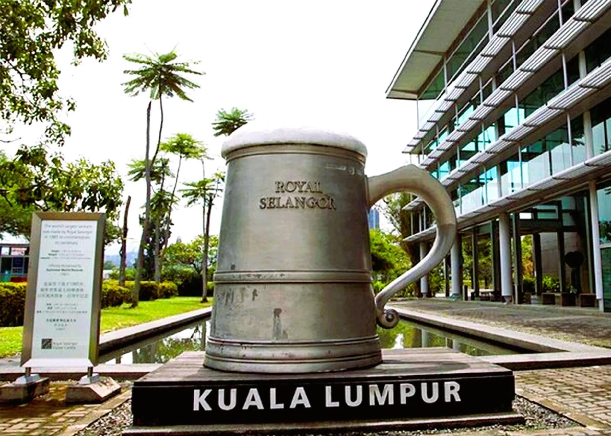 Nearby landmark in ARK HOTEL MELAWATI