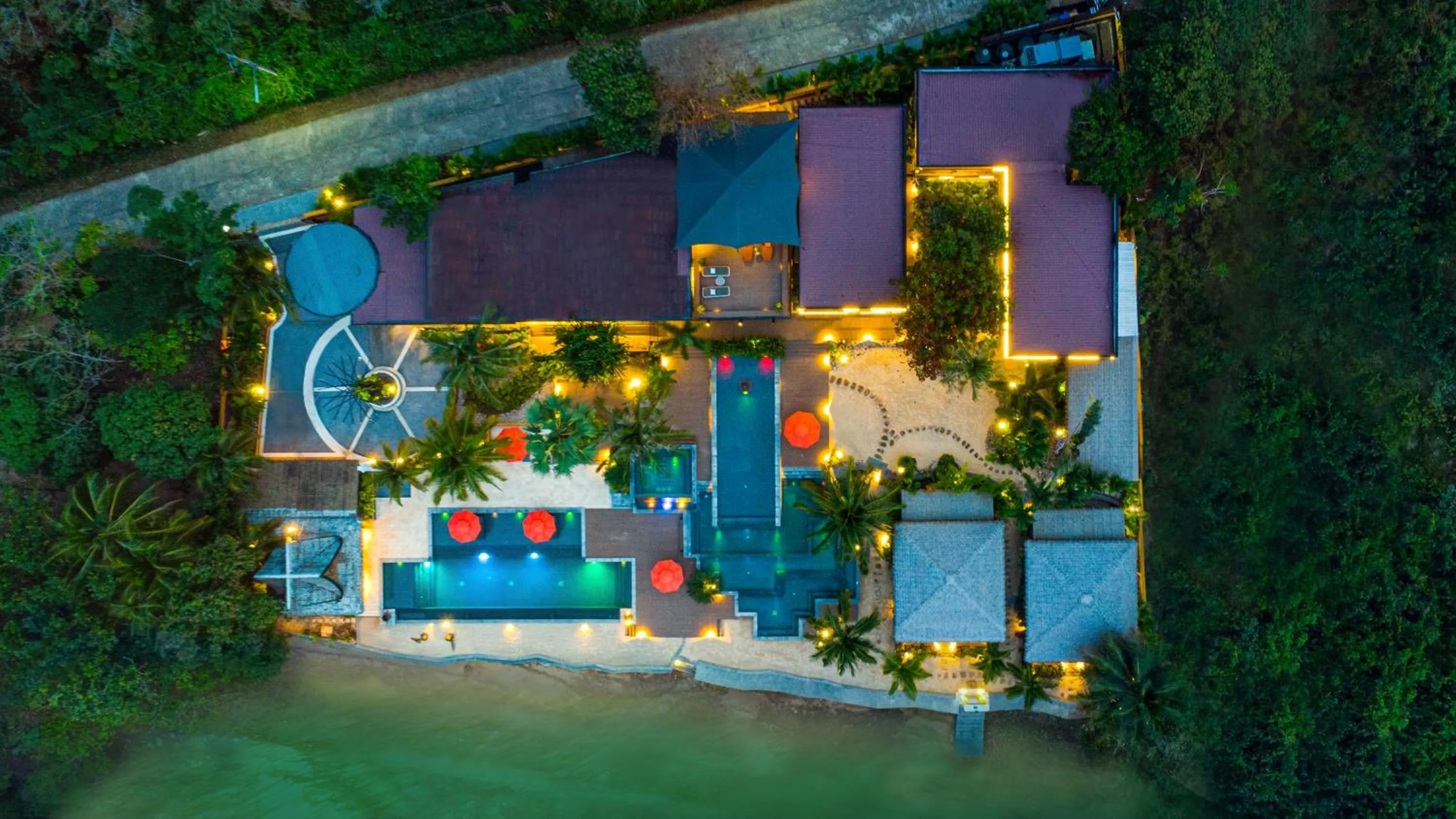 Property building in Big Sun Residences By iRETREAT