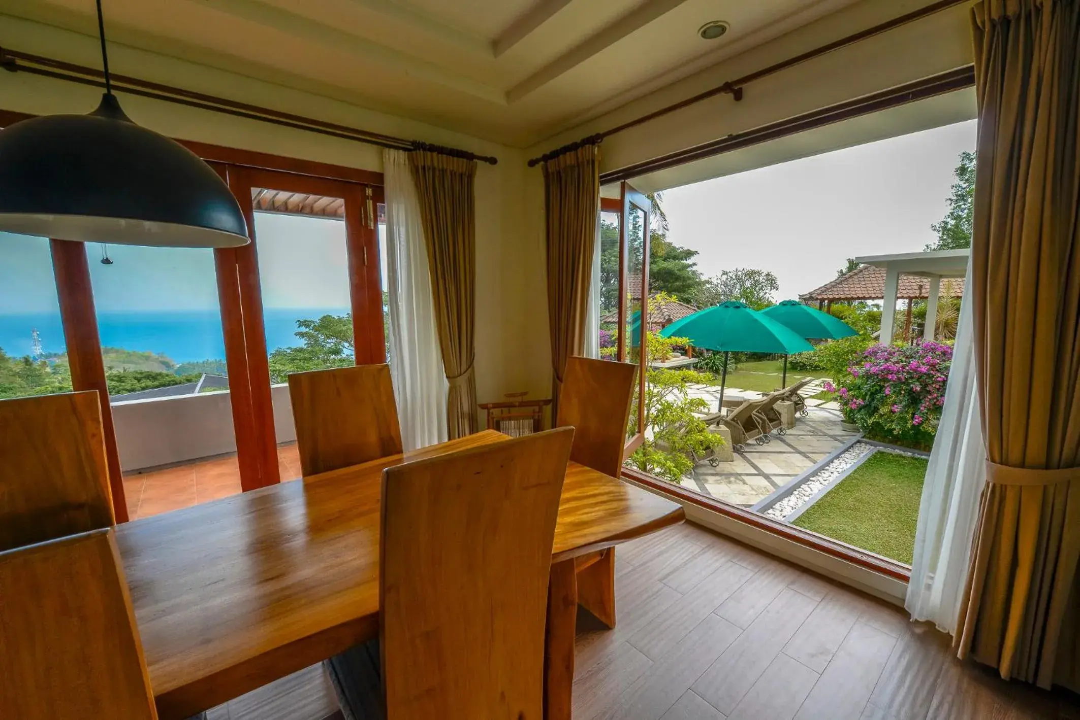 Restaurant/places to eat in Villa Karingal Restaurant/places to eat in Villa Karingal