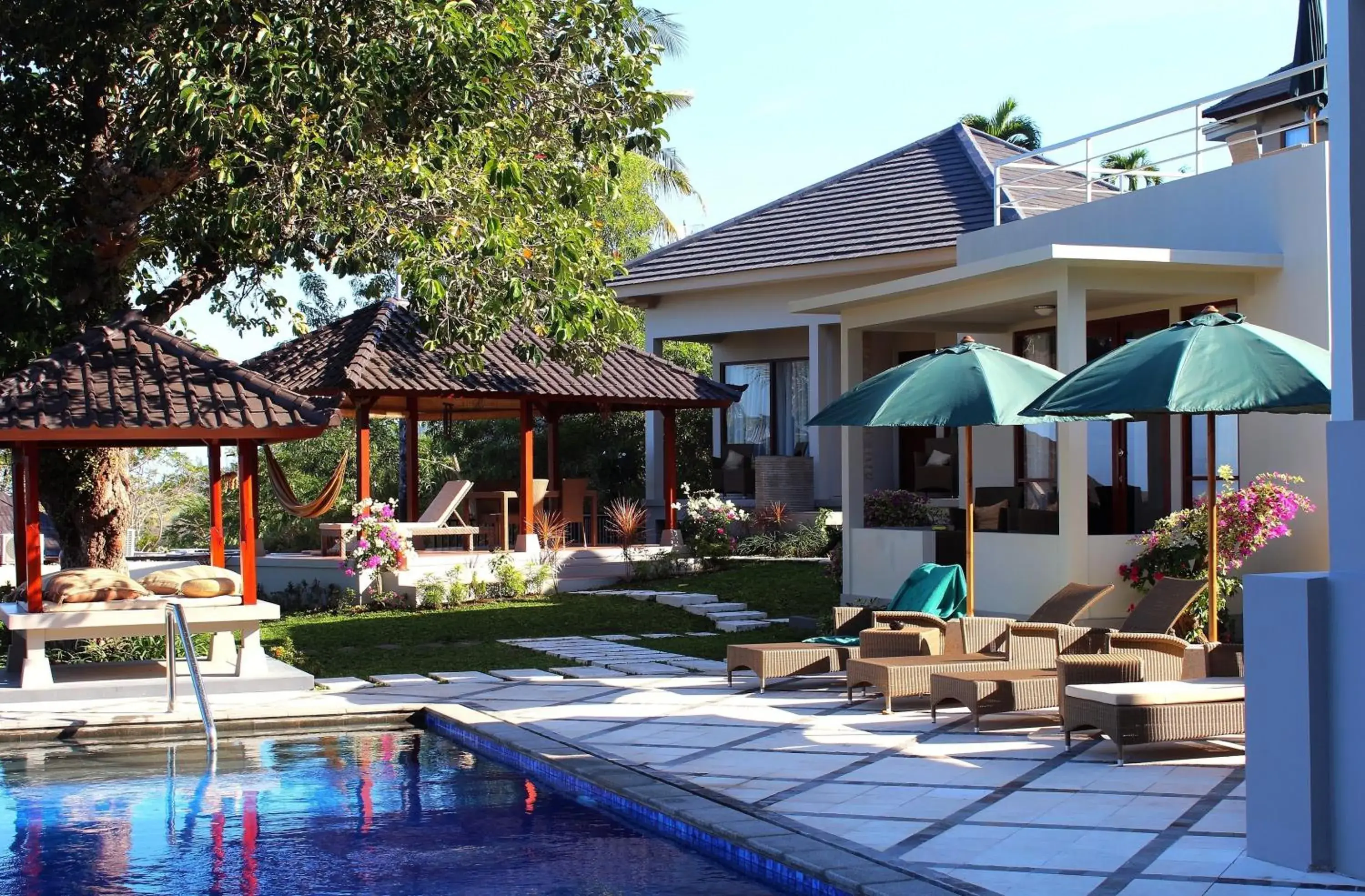 Property building in Villa Karingal Property building in Villa Karingal