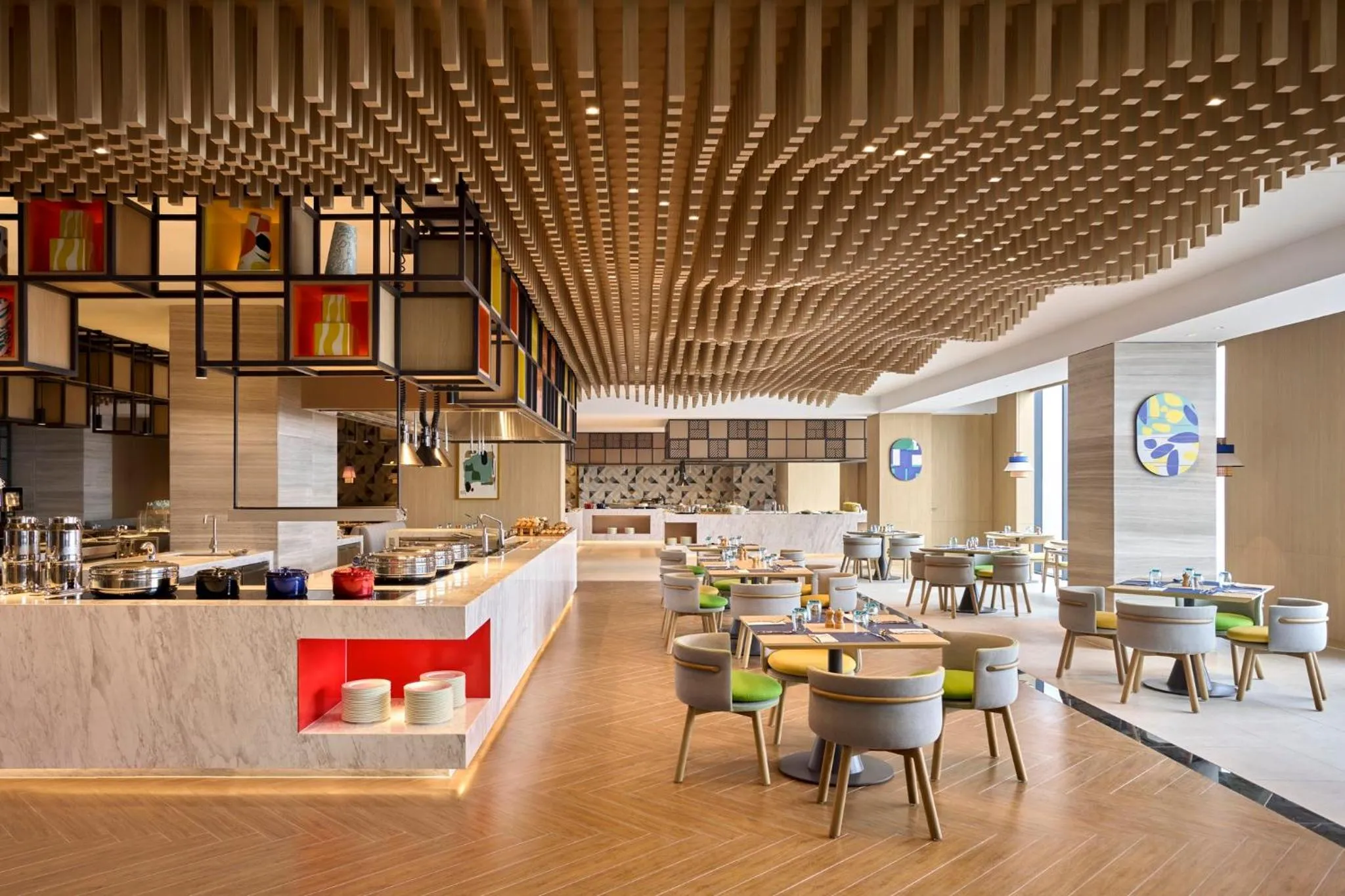 Restaurant/places to eat in Holiday Inn & Suites Vientiane by IHG