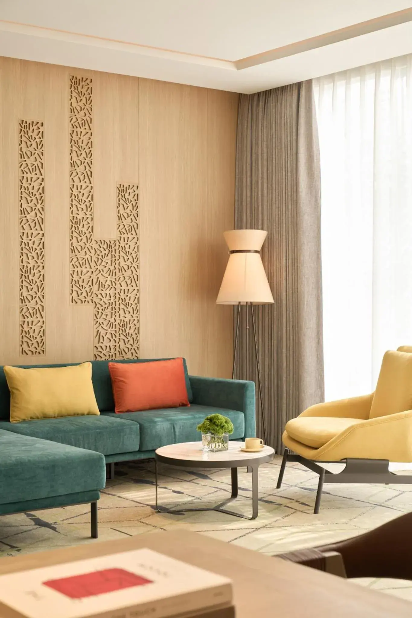 Lounge or bar in Holiday Inn & Suites Vientiane by IHG Lounge or bar in Holiday Inn & Suites Vientiane by IHG