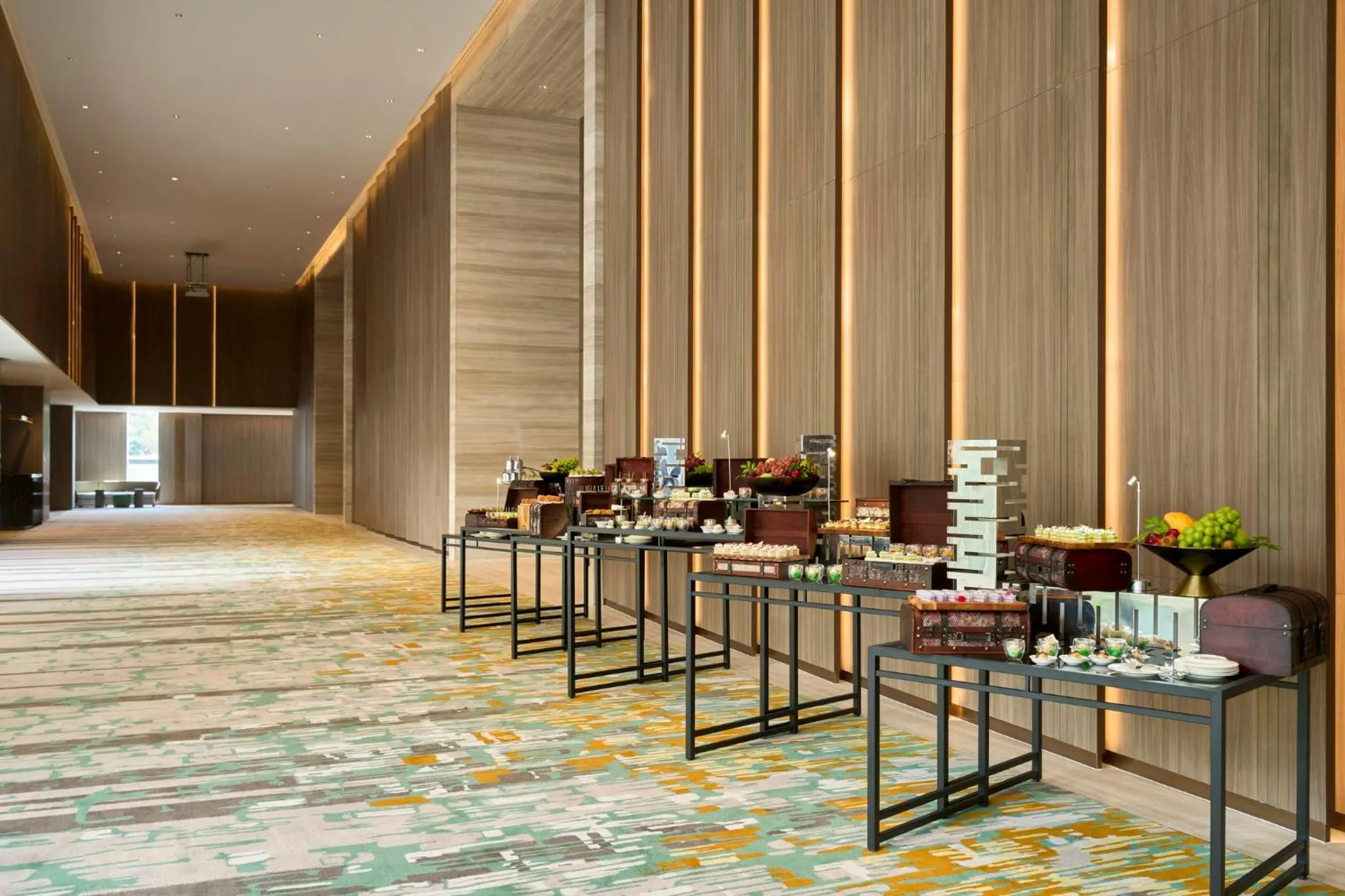 Meeting/conference room in Holiday Inn & Suites Vientiane by IHG