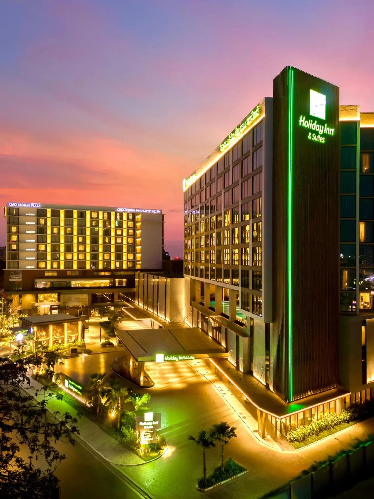 Property building in Holiday Inn & Suites Vientiane by IHG Property building in Holiday Inn & Suites Vientiane by IHG