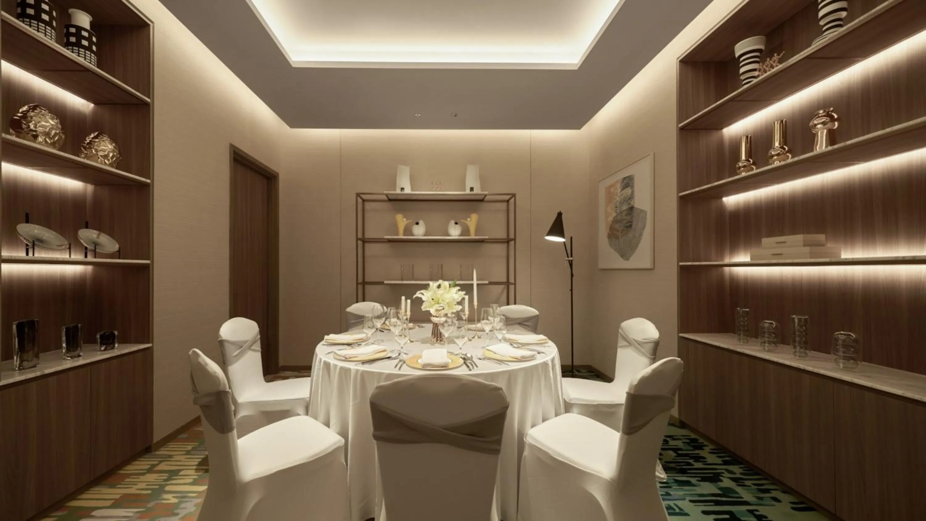 Meeting/conference room in Holiday Inn & Suites Vientiane by IHG