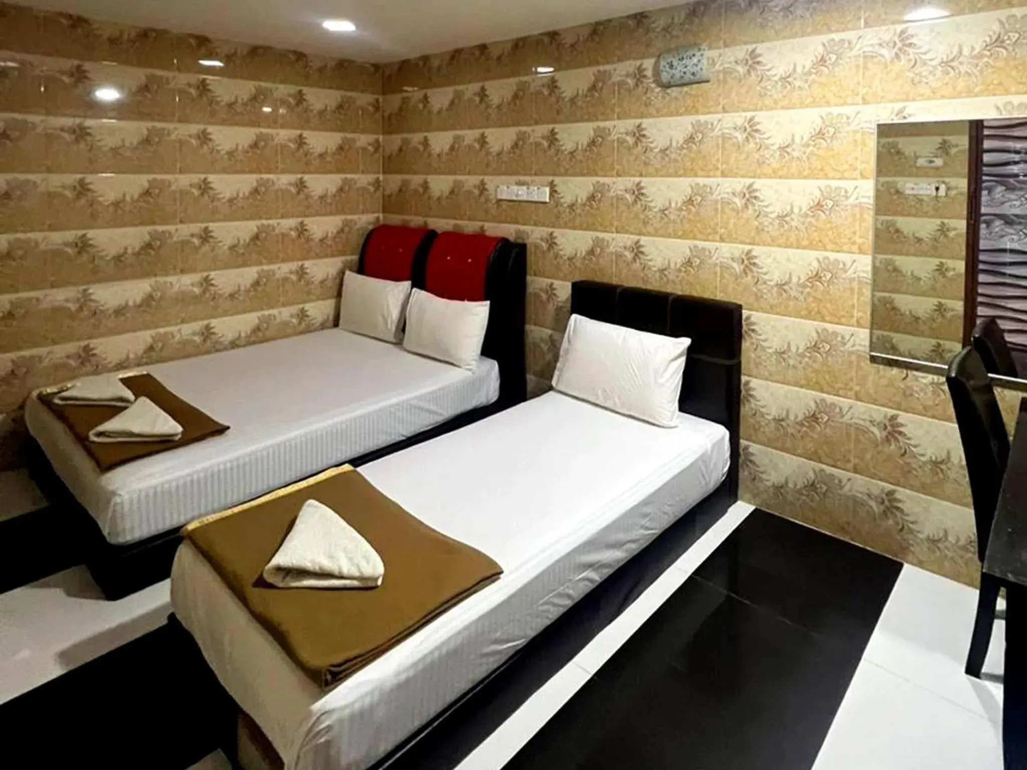 Property building, Bed in ARK Hotel Taman Samudra Property building, Bed in ARK Hotel Taman Samudra