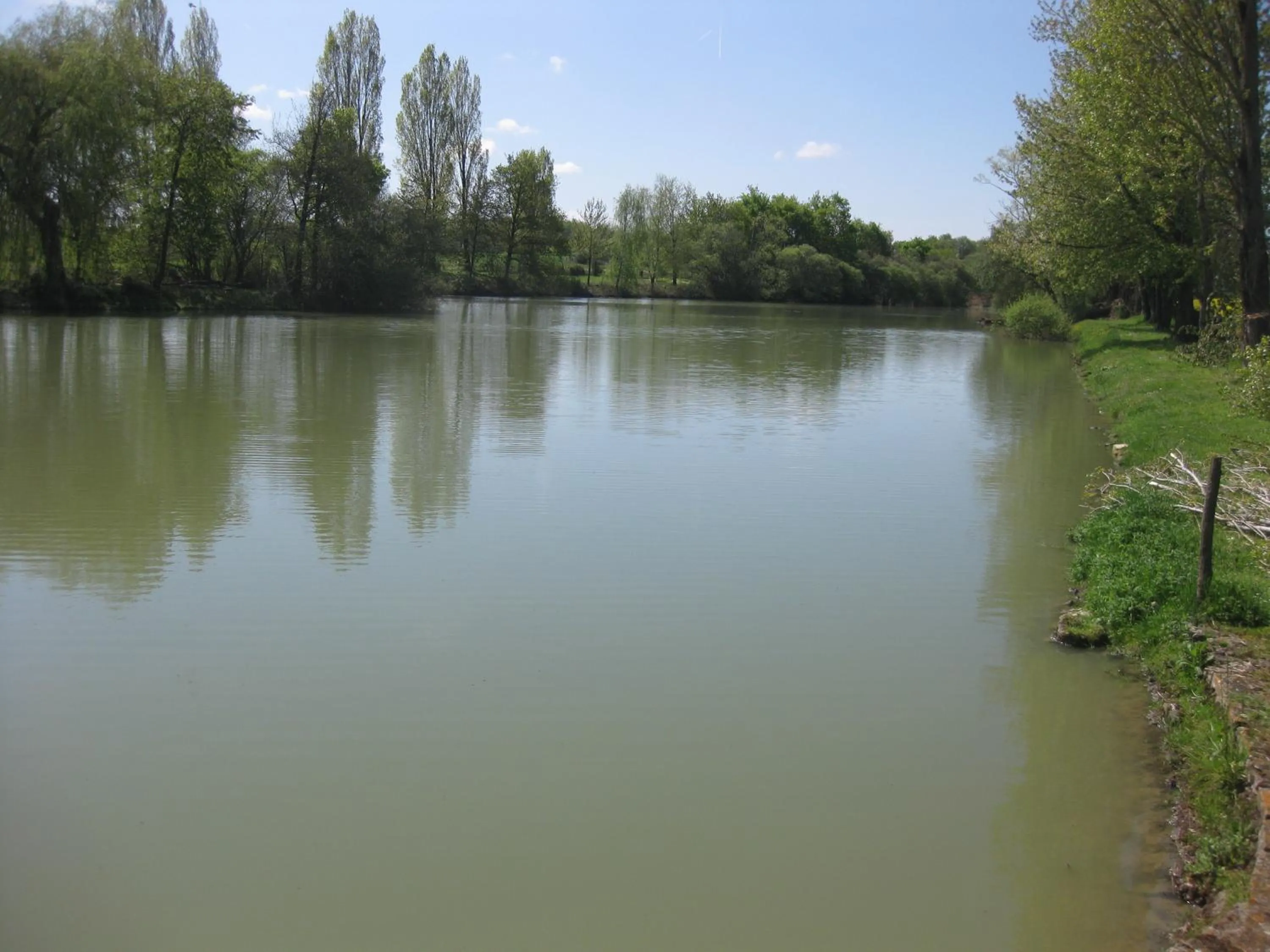 Fishing in Le Petit Cochon chambre d` hotes