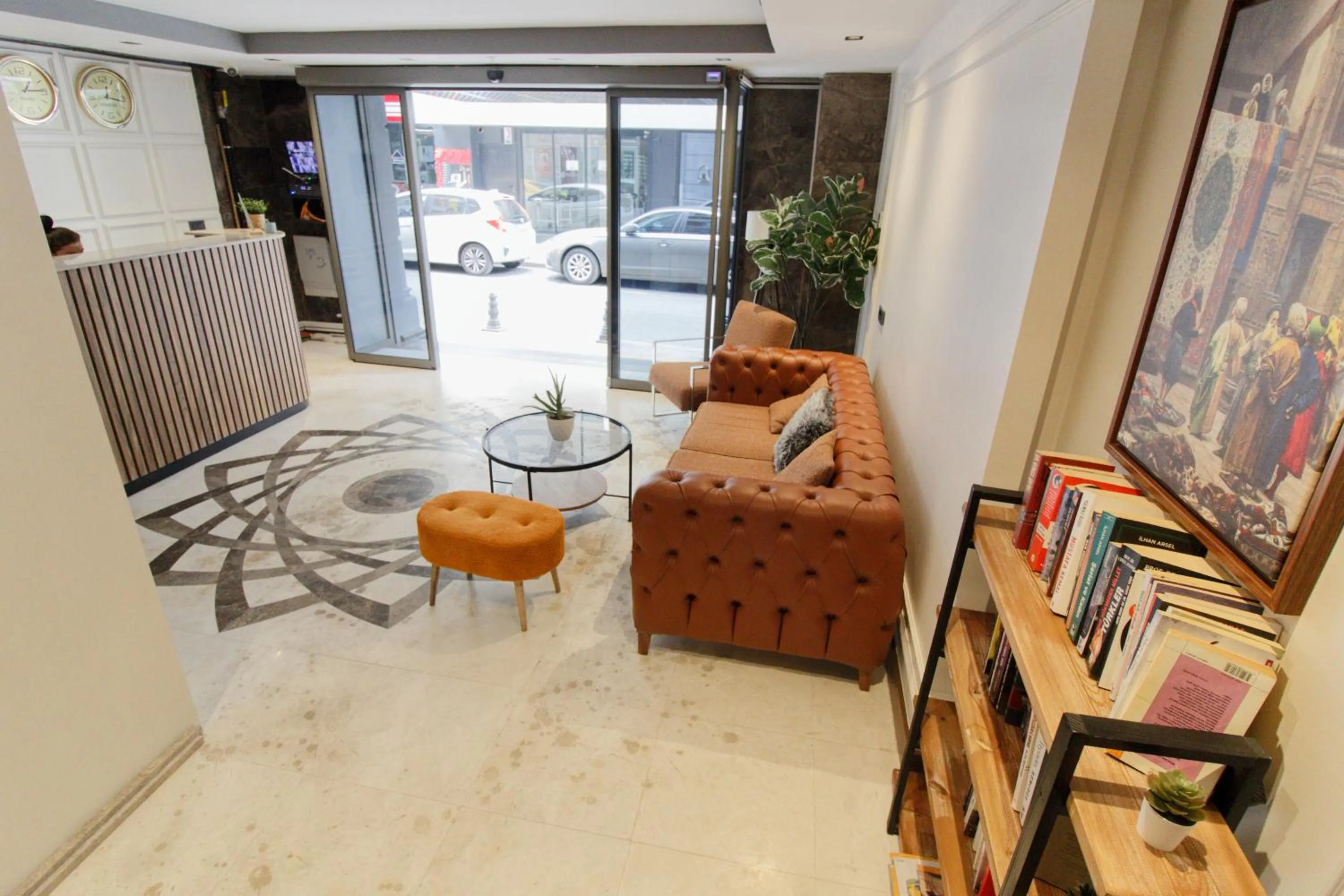 Lobby or reception in ONKA OTELCİLİK TURİZM TİCARET LİMİTED ŞİRKETi