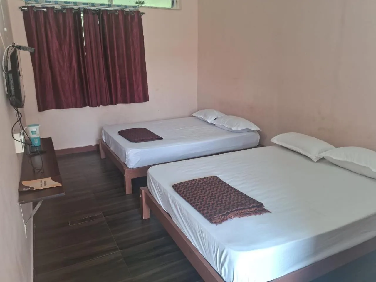 Bed in Aryas Residency- Near Isha Foundation Coimbatore & Karunya University