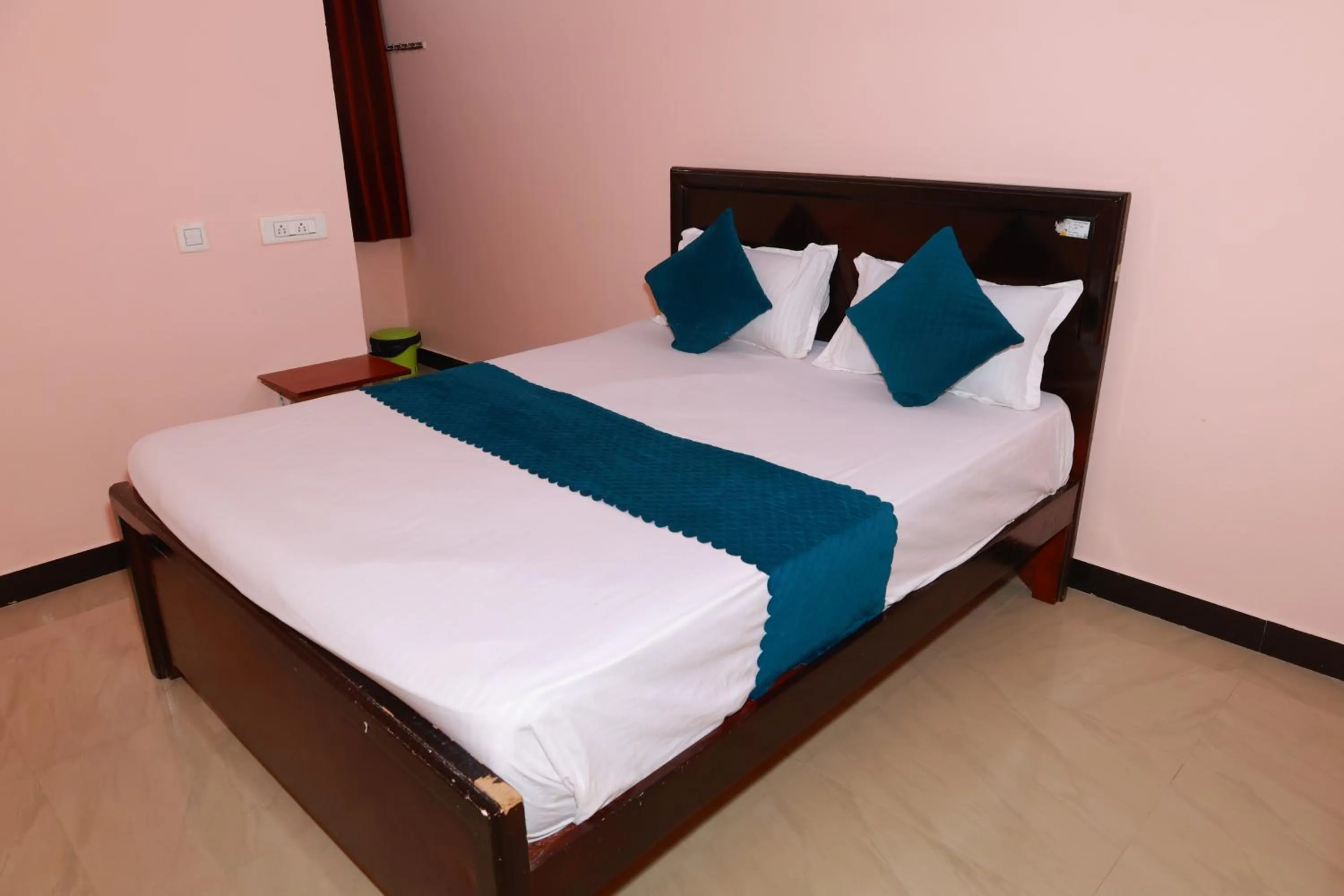 Photo of the whole room, Bed in Aryas Residency- Near Isha Foundation Coimbatore & Karunya University