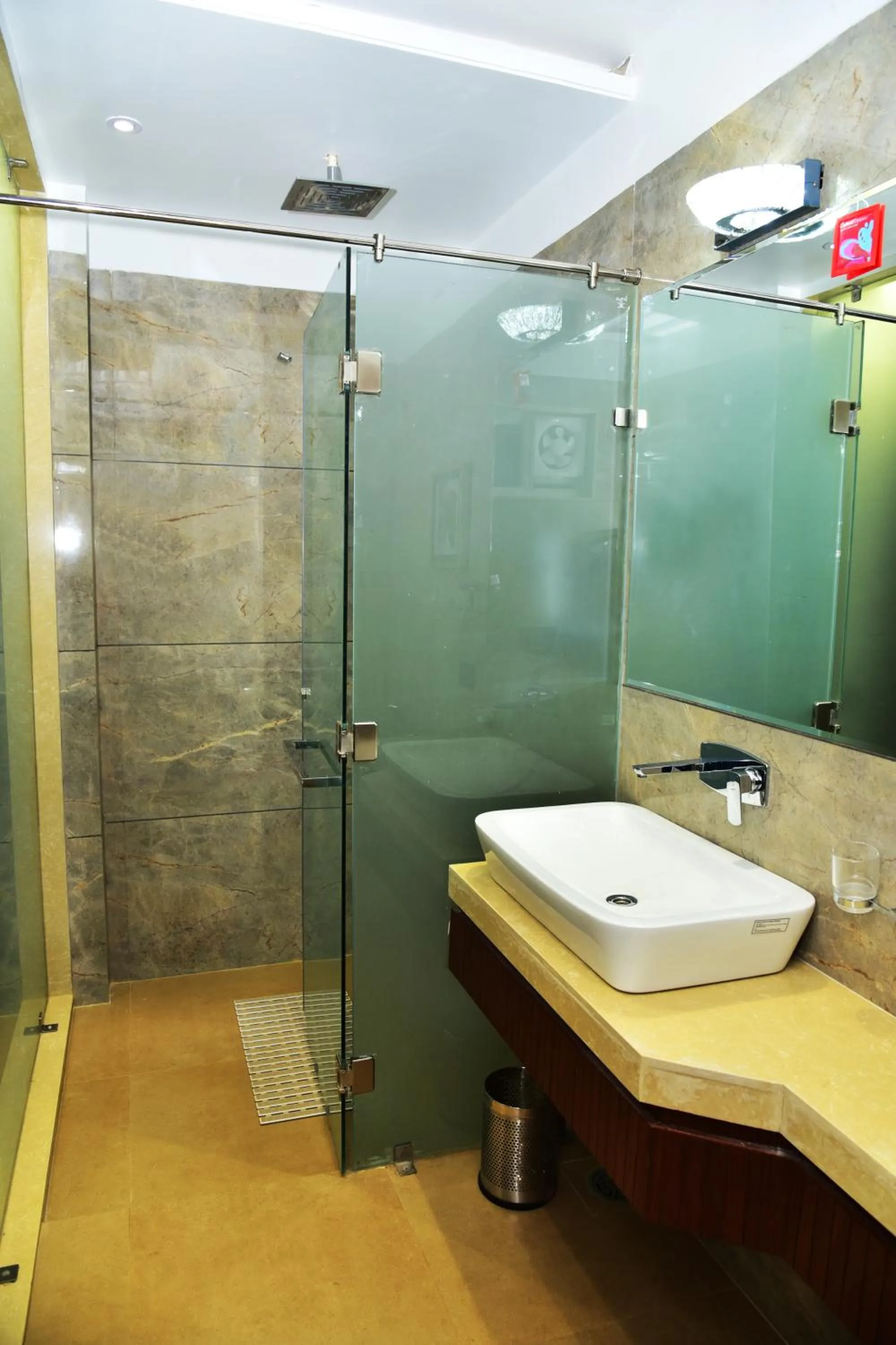 Bathroom in Hotel Divine Peak