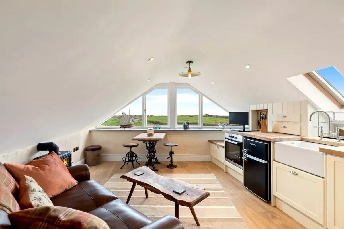 Other in Swn y Môr - 1 Bedroom Cottage - Whitesands