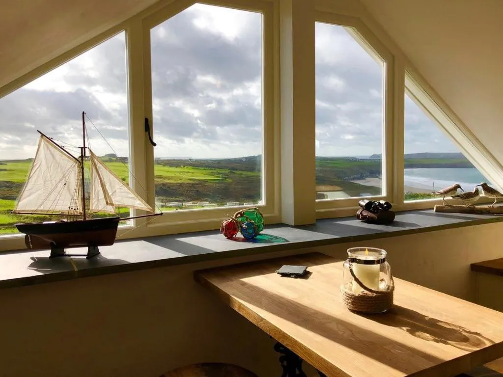 Floor plan in Swn y Môr - 1 Bedroom Cottage - Whitesands