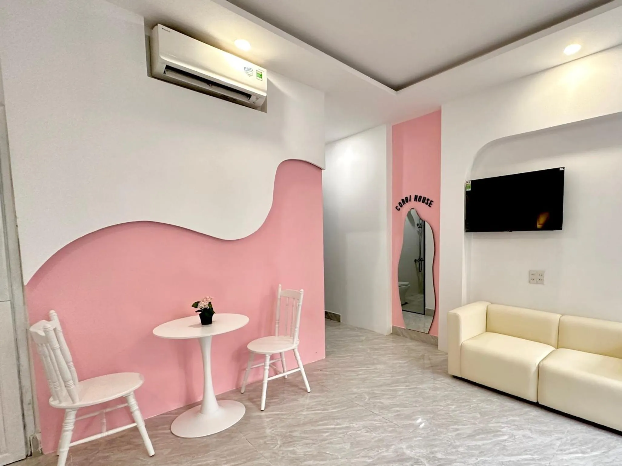 TV and multimedia in Corgi House Danang