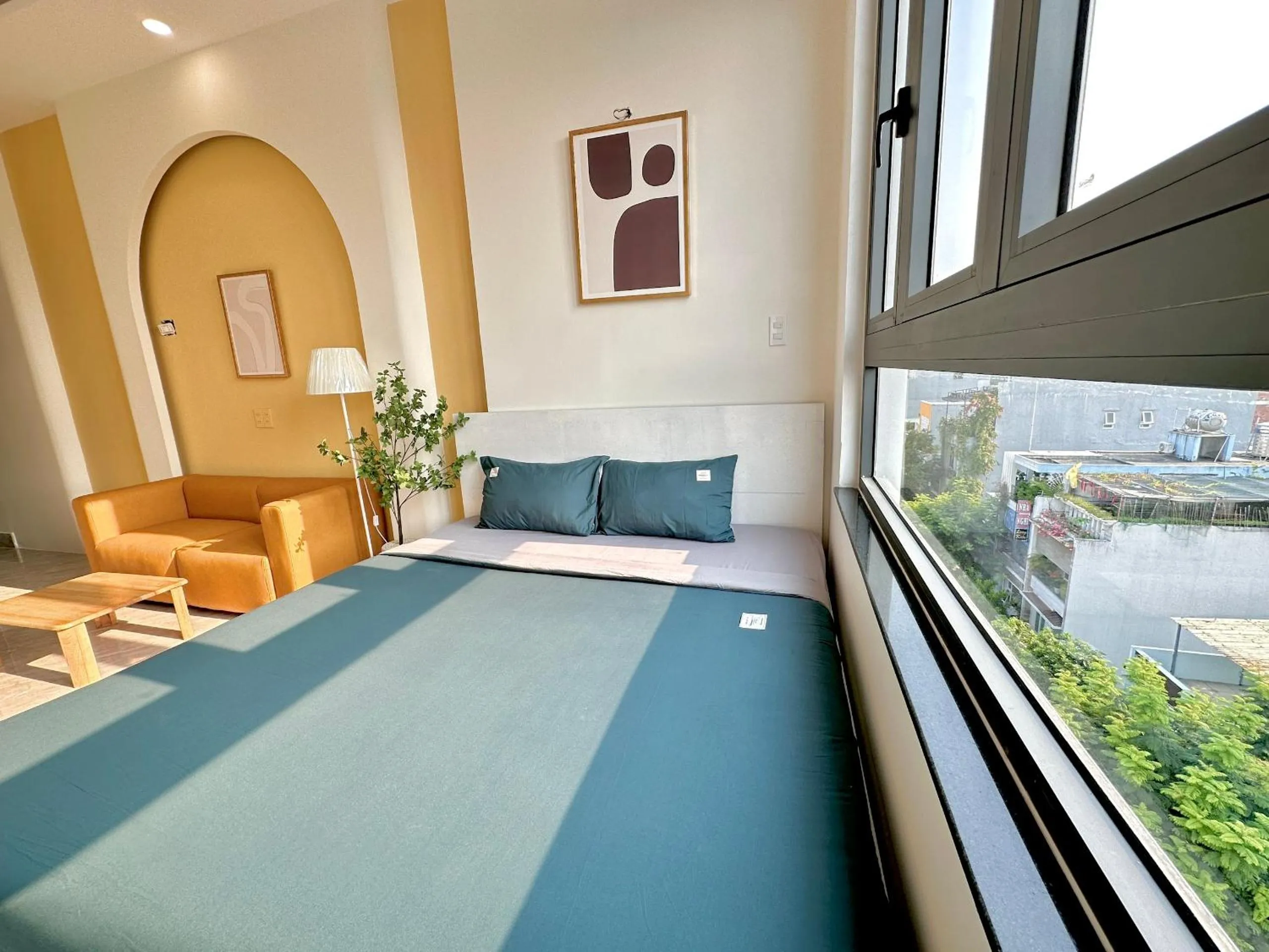 Bed in Corgi House Danang