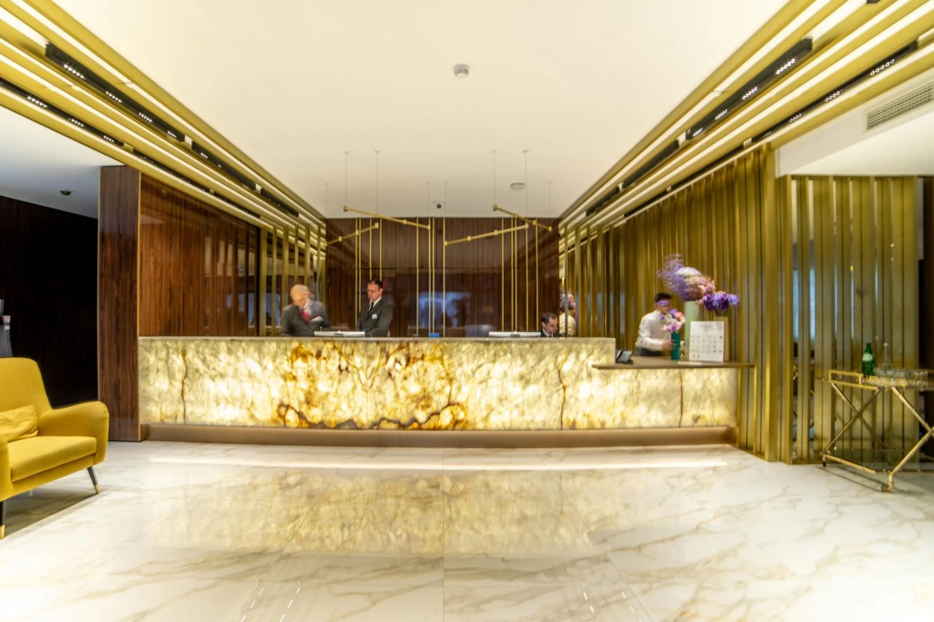 Lobby or reception in VIP Executive Suites do Marquês Hotel