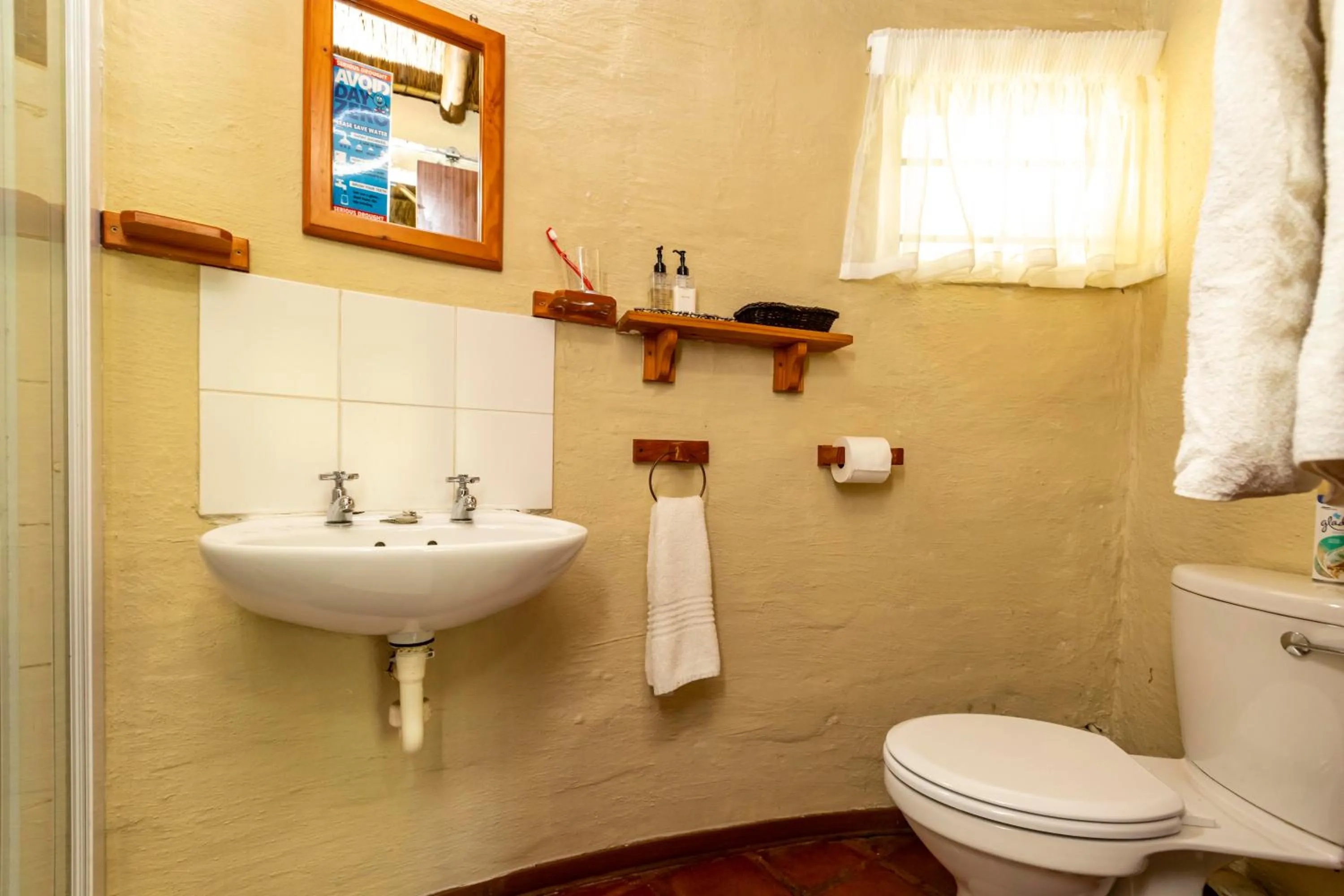 Bathroom in Fish Eagle Manor