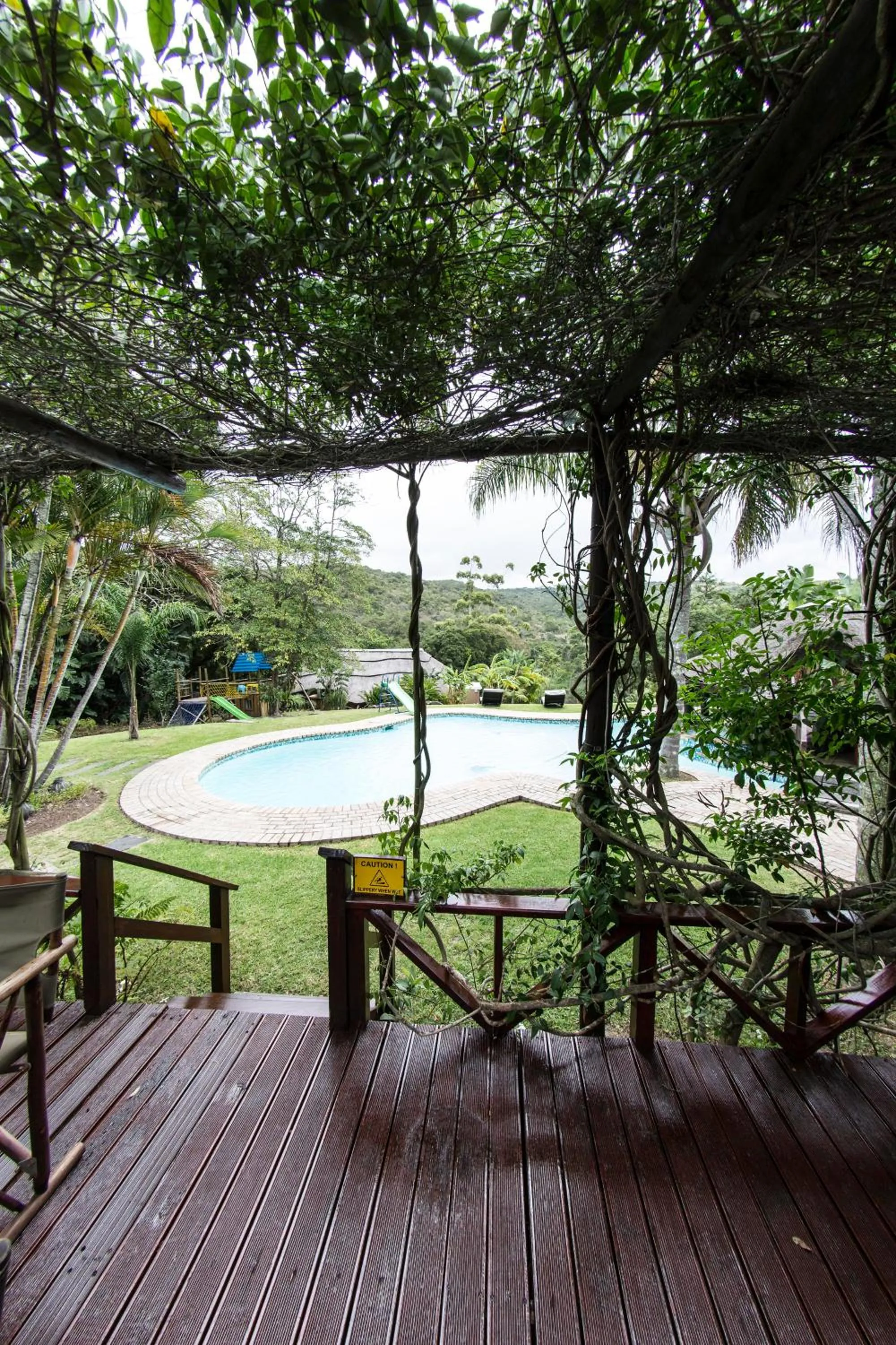 Balcony/Terrace in Fish Eagle Manor