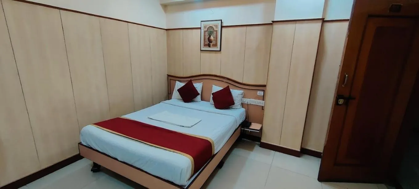 Bedroom, Bed in Anand Regency Majestic