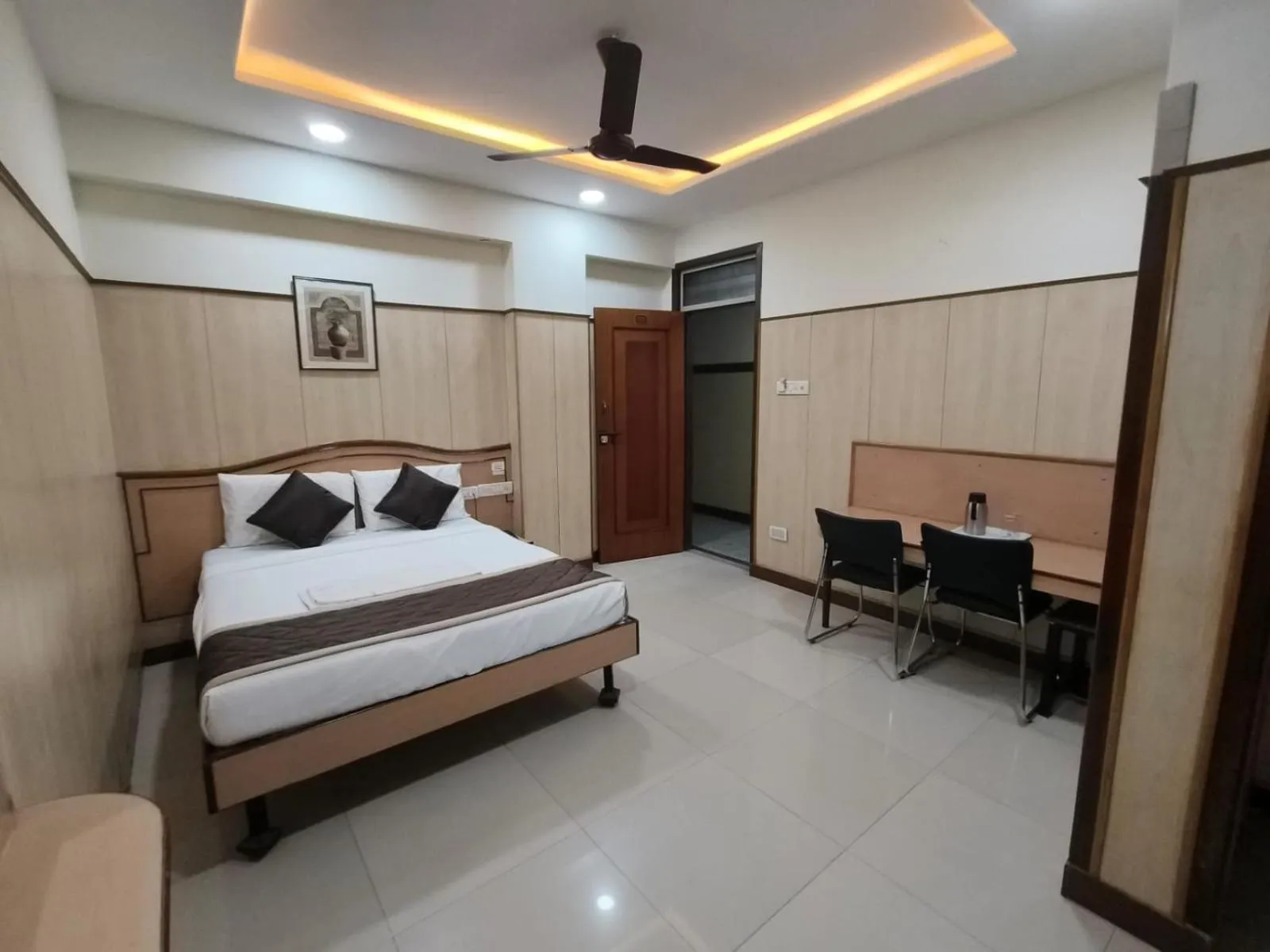 Bed in Anand Regency Majestic
