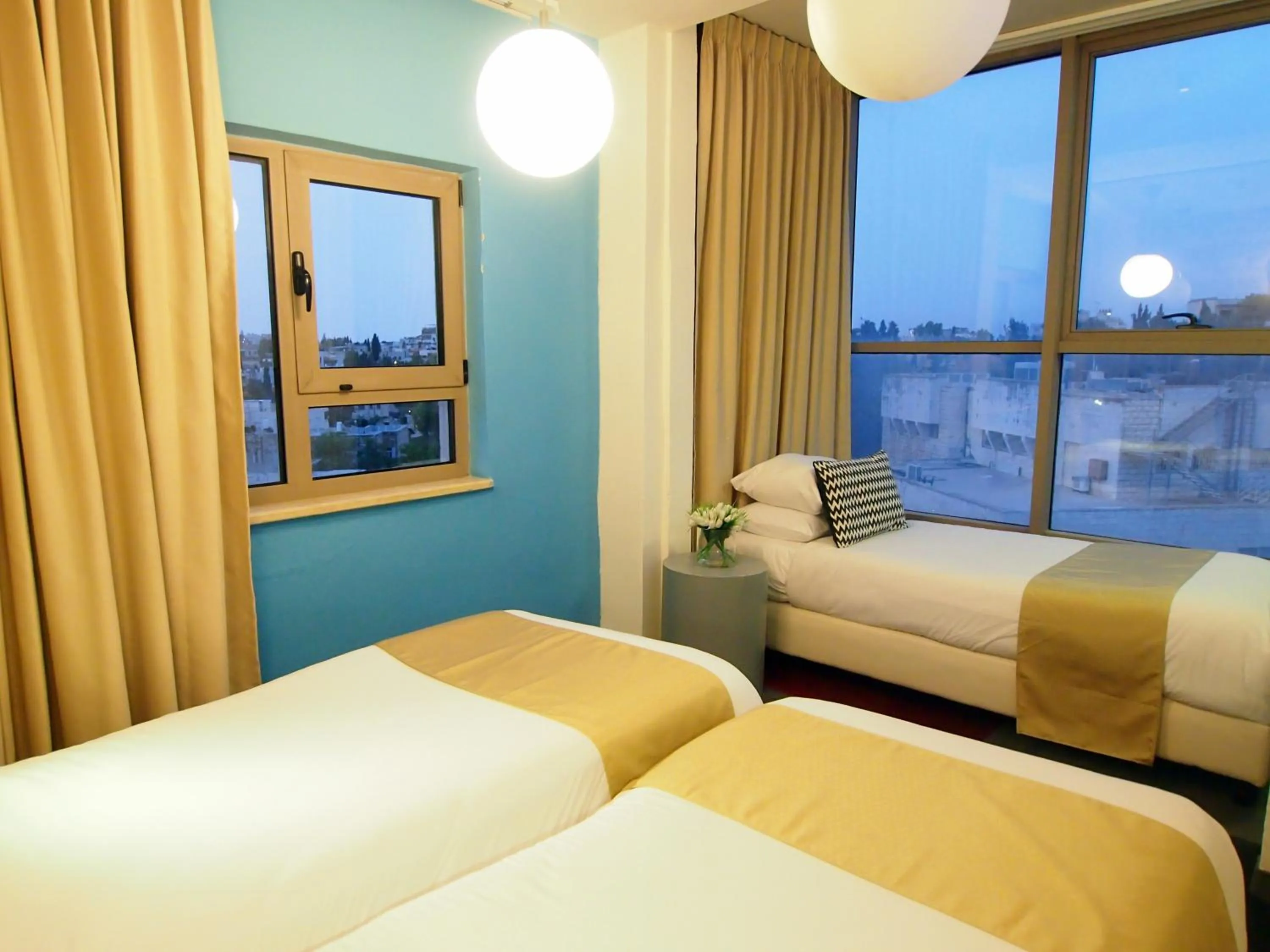 Photo of the whole room, Bed in Grand Park Hotel Jerusalem