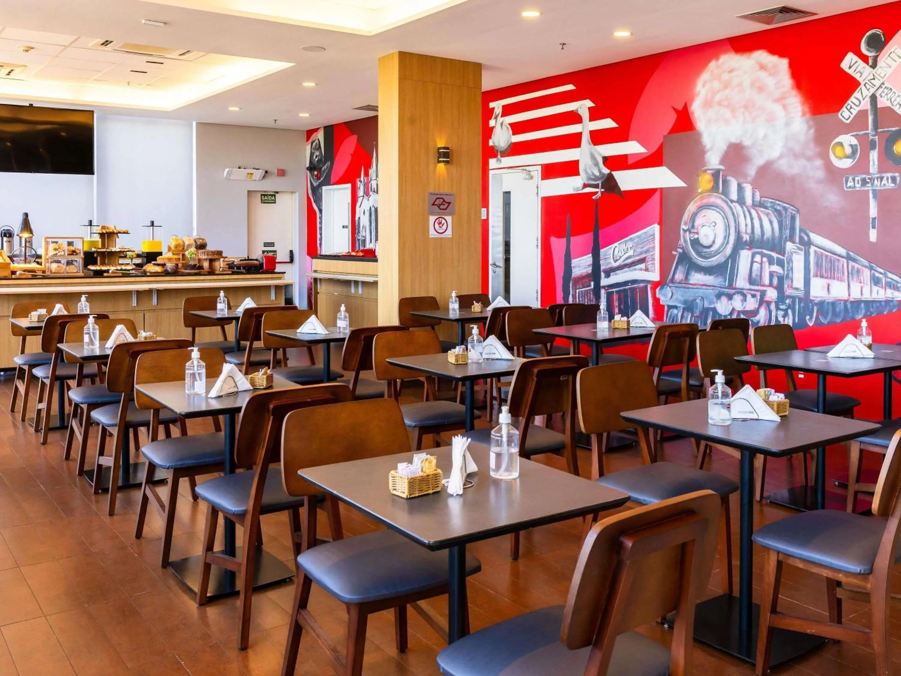 Restaurant/places to eat in ibis Ourinhos