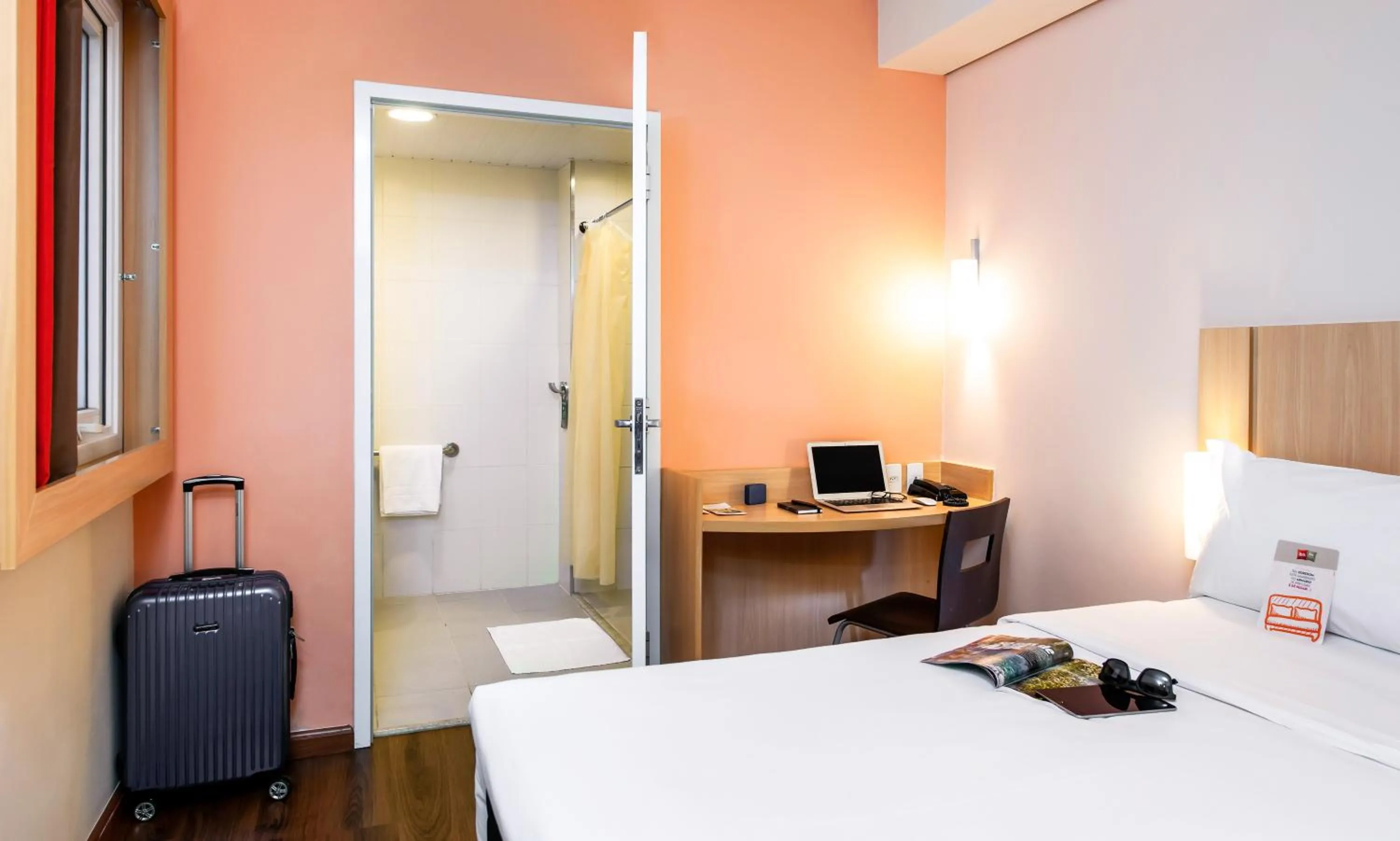 Bedroom, Bed in ibis Ourinhos