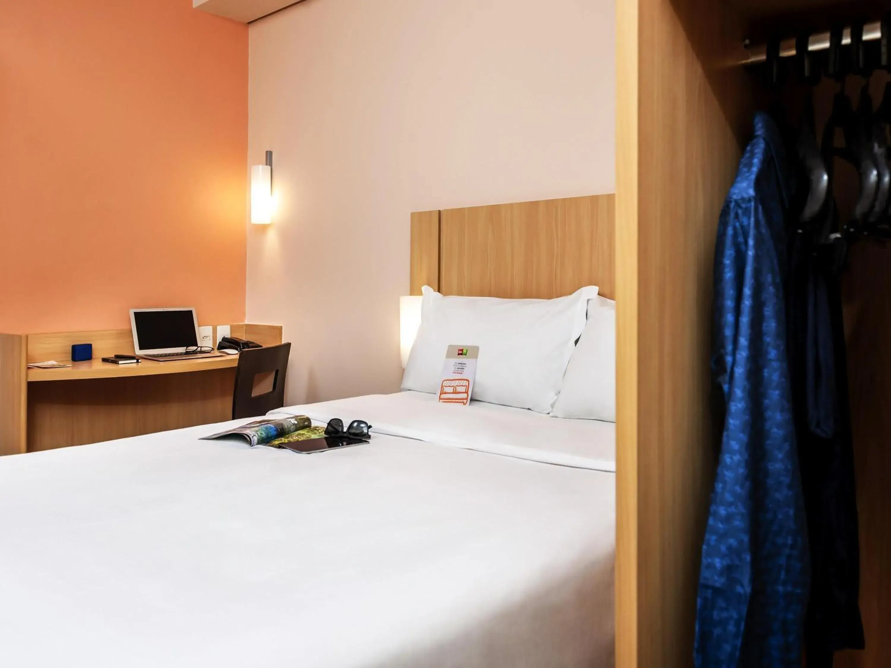 Bedroom, Bed in ibis Ourinhos Bedroom, Bed in ibis Ourinhos