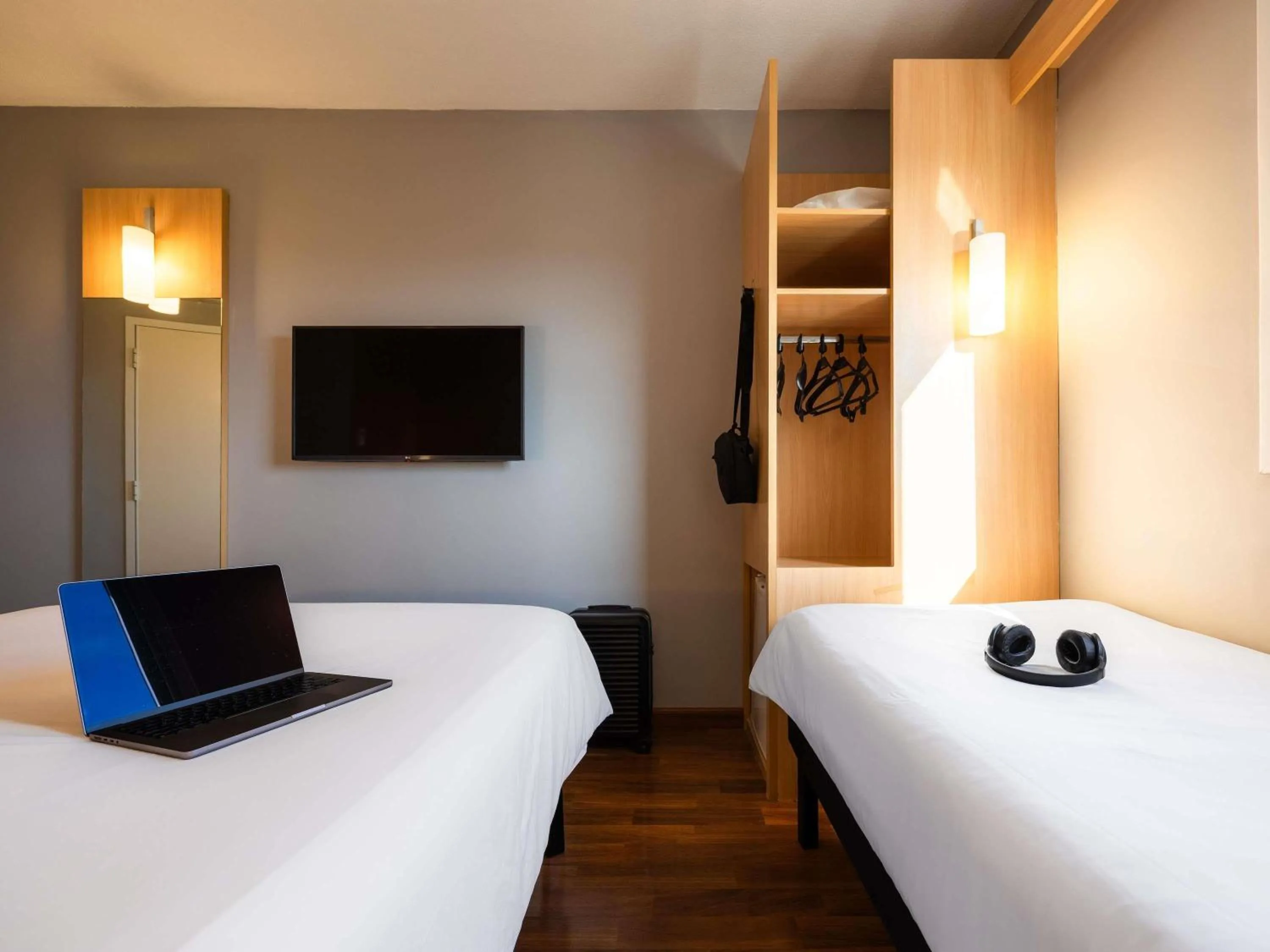 Bedroom, Bed in ibis Ourinhos