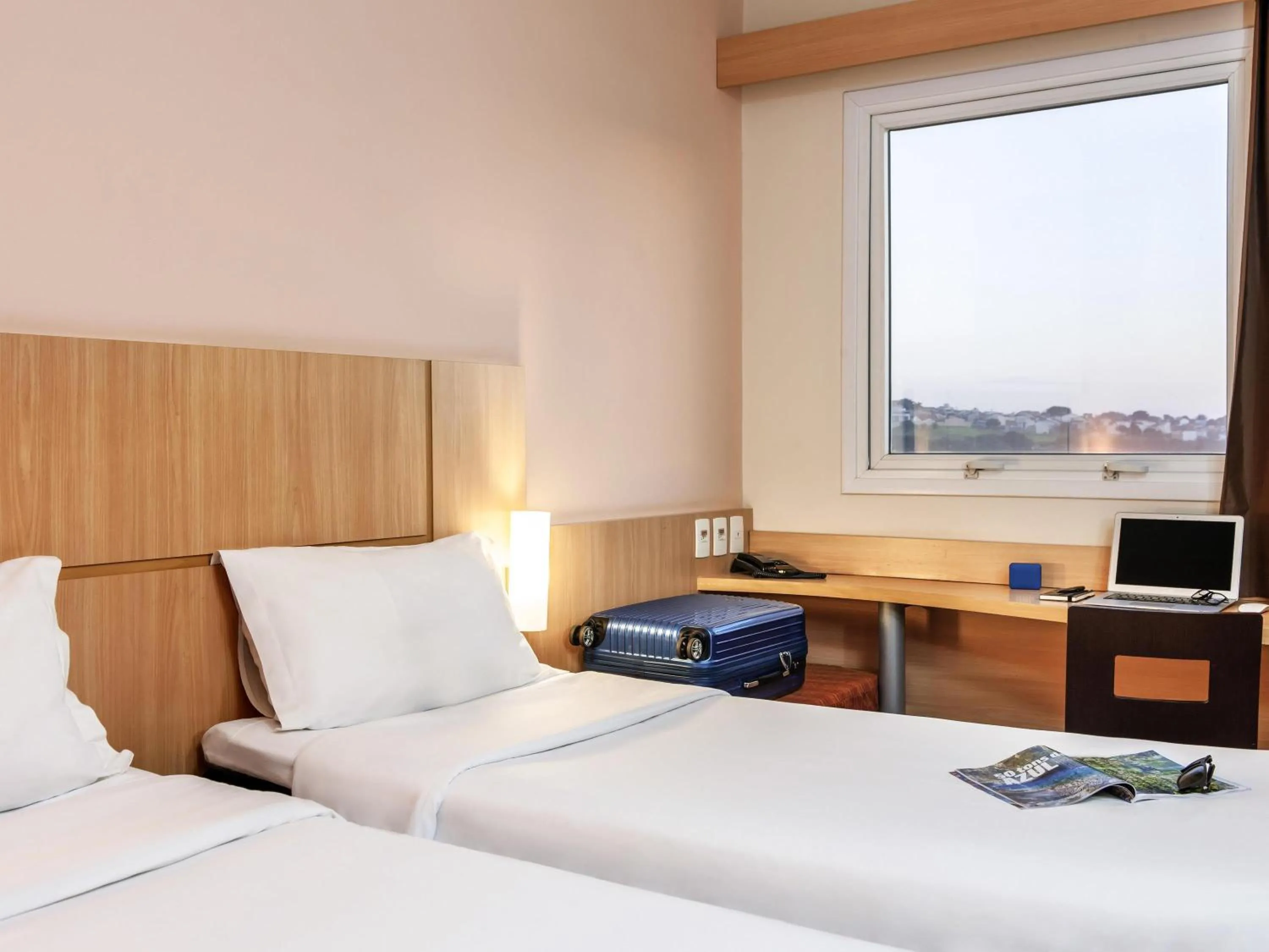 Bedroom, Bed in ibis Ourinhos