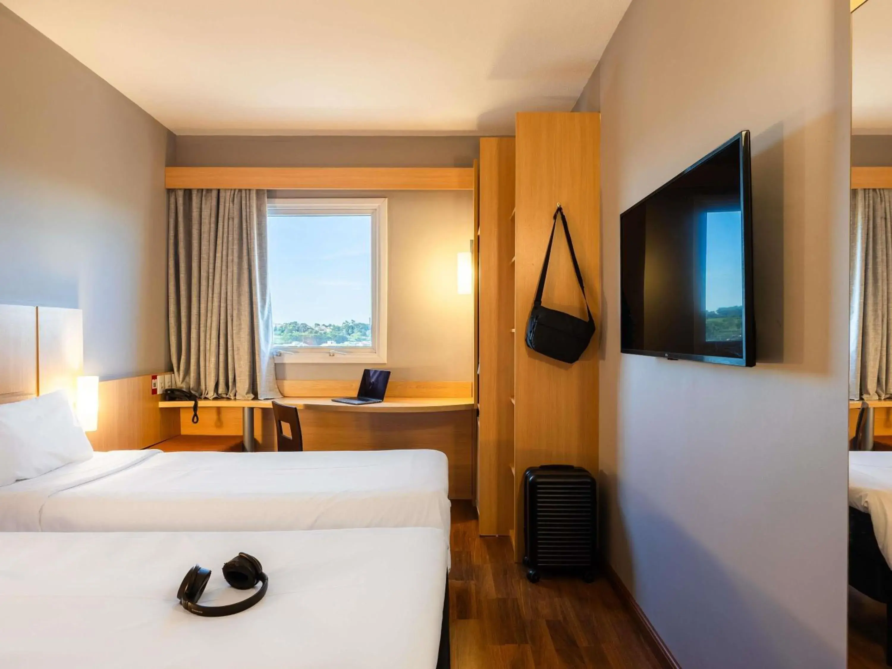 Bedroom, Bed in ibis Ourinhos Bedroom, Bed in ibis Ourinhos