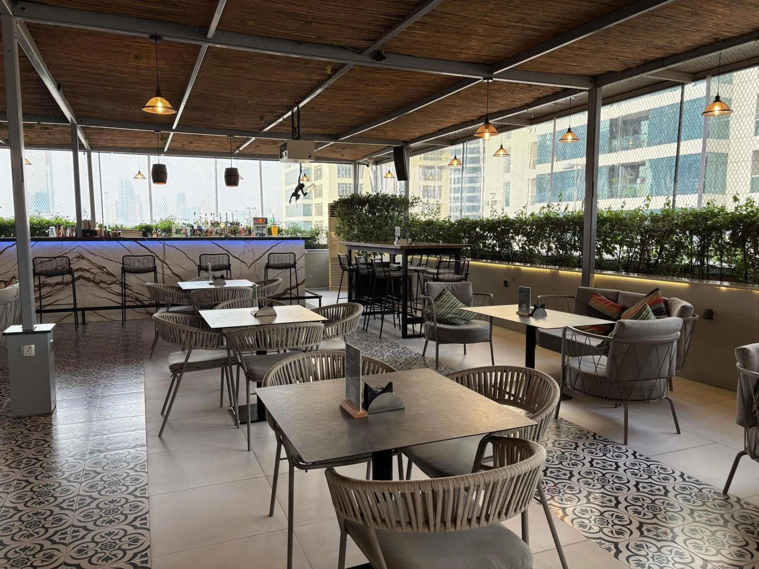 Lounge or bar in Pullman Dubai Jumeirah Lakes Towers