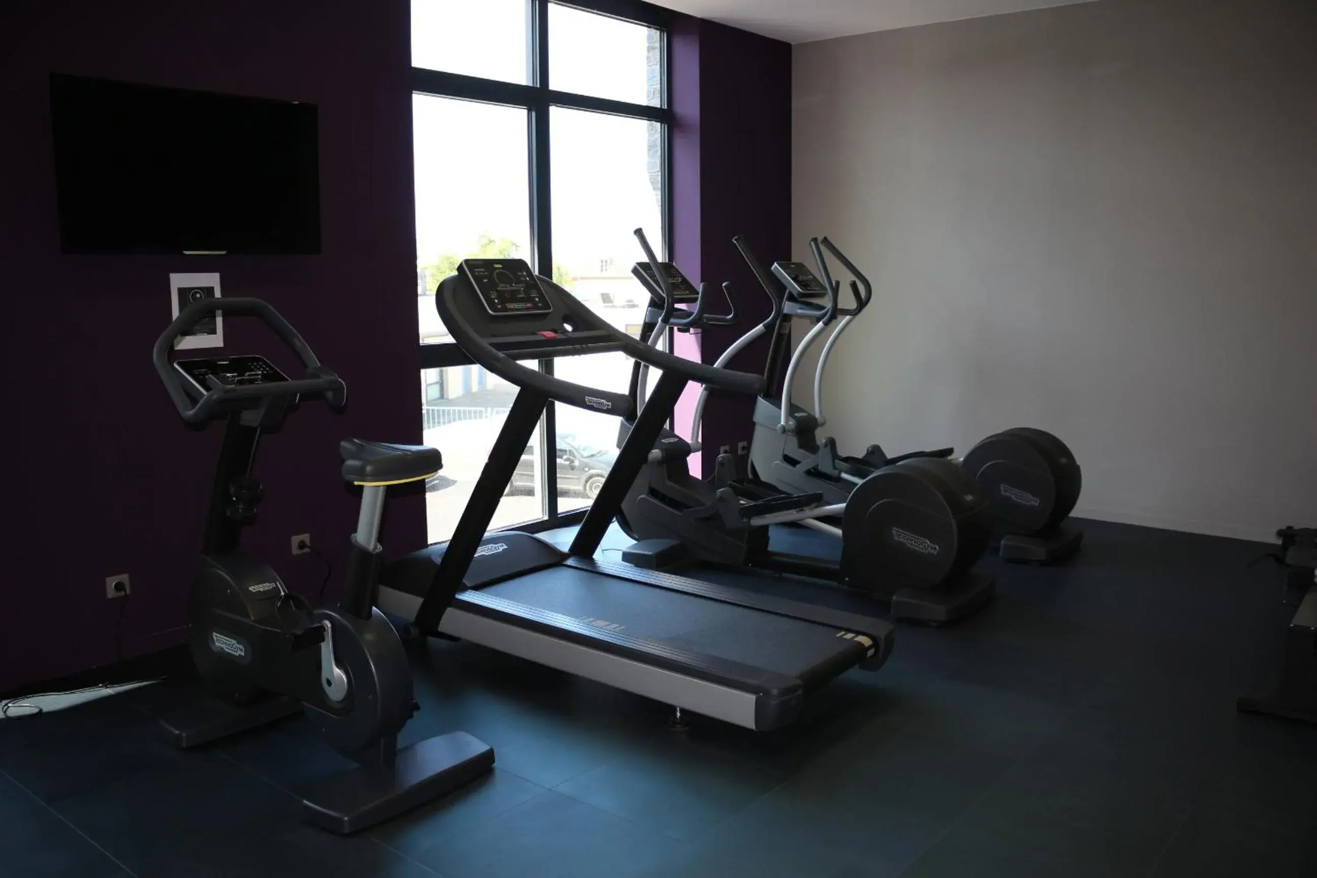 Fitness centre/facilities in Mercure Cherbourg Centre Port Fitness centre/facilities in Mercure Cherbourg Centre Port