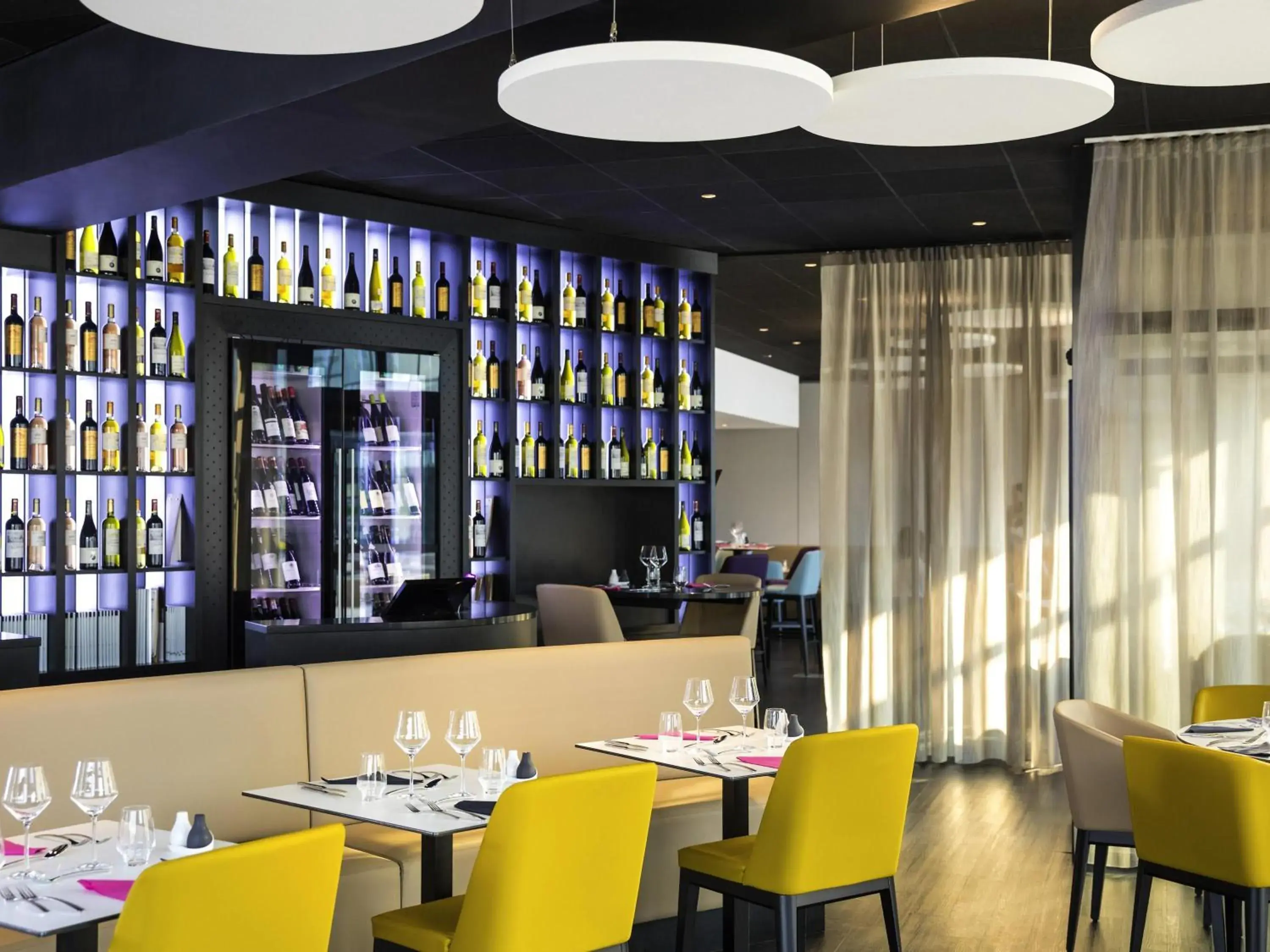 Restaurant/places to eat in Mercure Cherbourg Centre Port Restaurant/places to eat in Mercure Cherbourg Centre Port